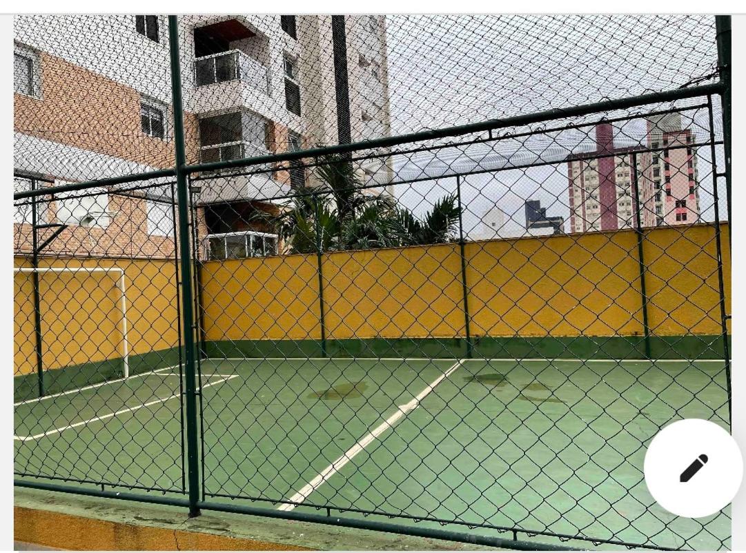 Apartamento moderno com 03 quartos e 02 garagens