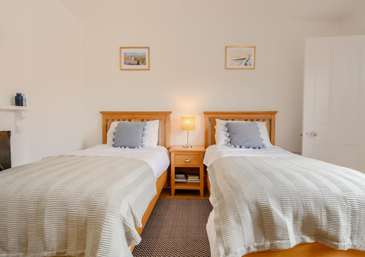 2 Bed in Southwold oc-hdoubl