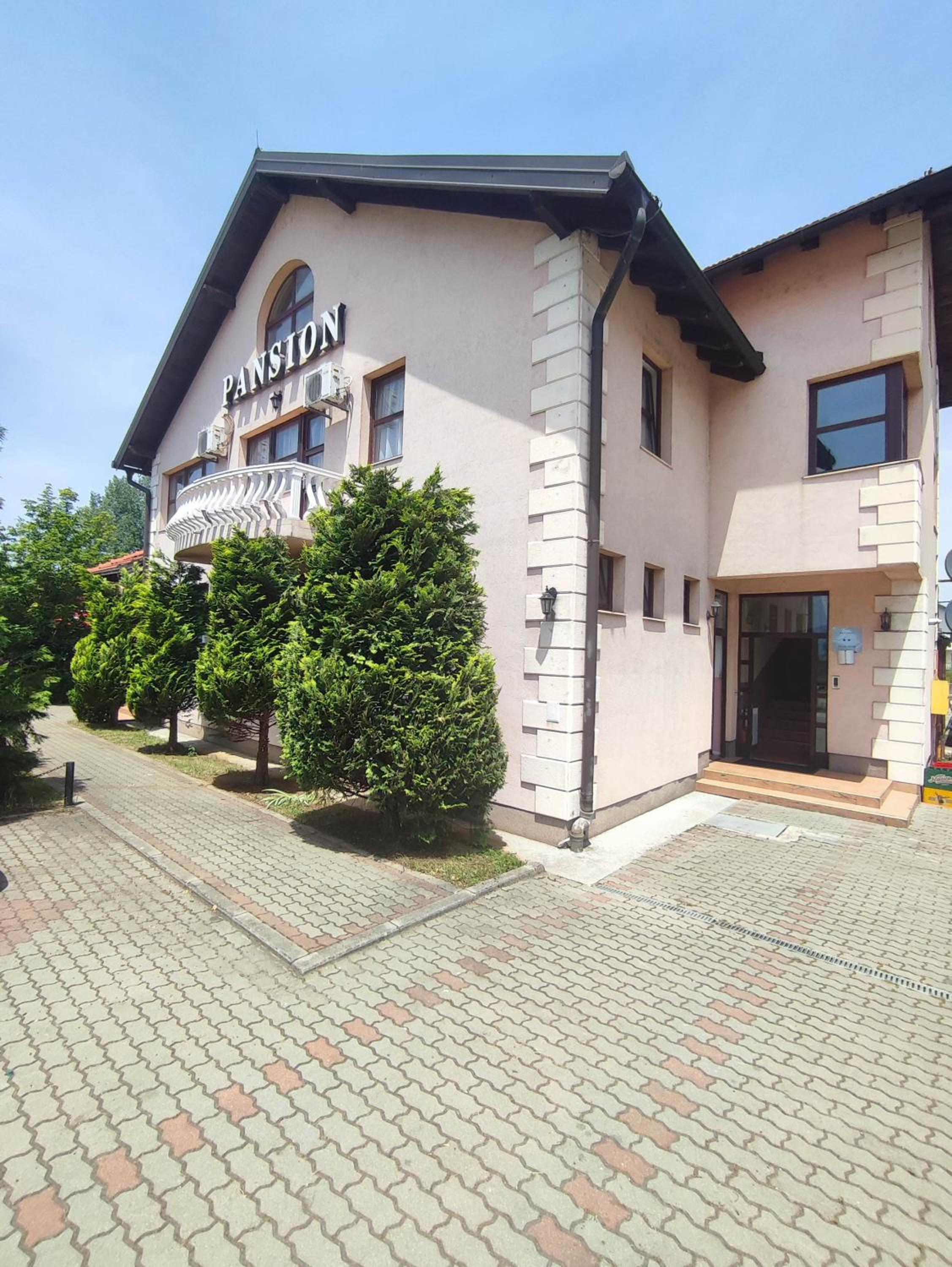 Pansion Kamin