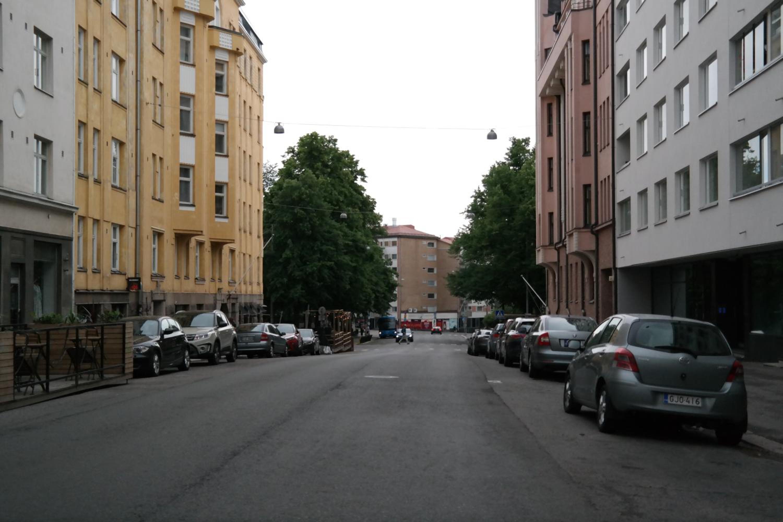 Cozy Kallio Studio, Eat, Explore, Commute Easy