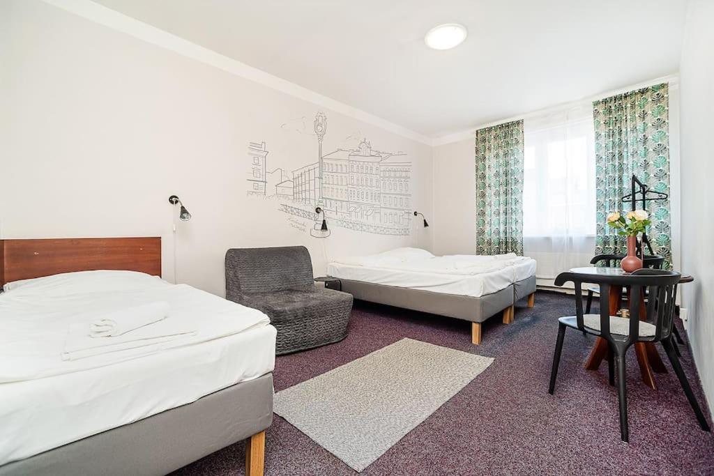 Flat in Zizkov -502-