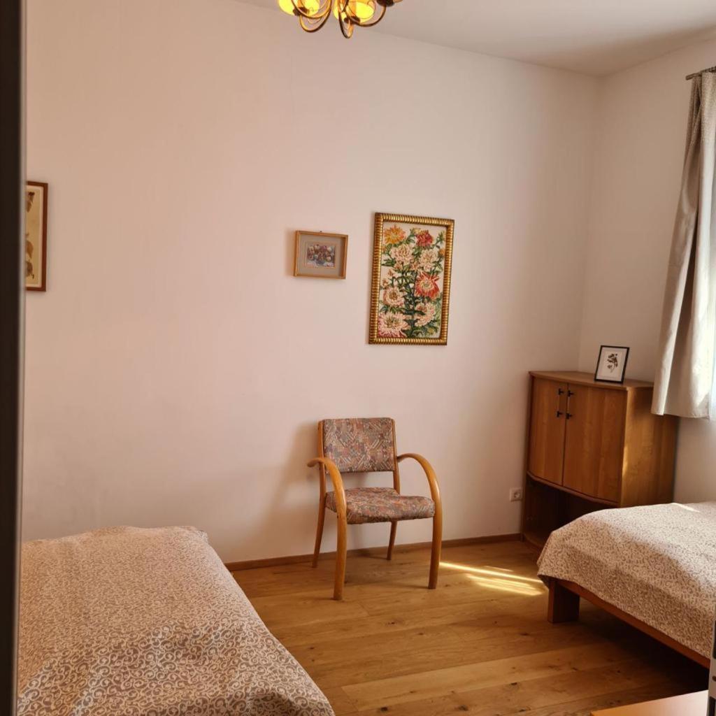 Villa Musik - apartments in historical Villa , Baden