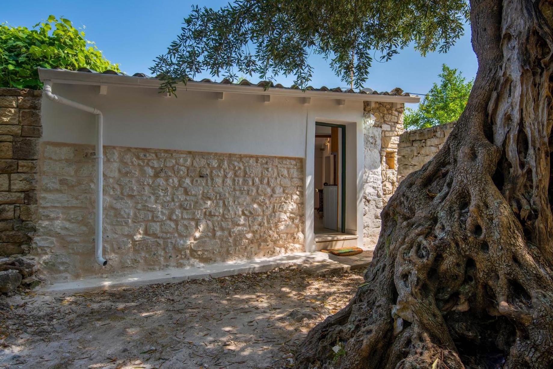 Aphrodite's hidden gem on Paxos island