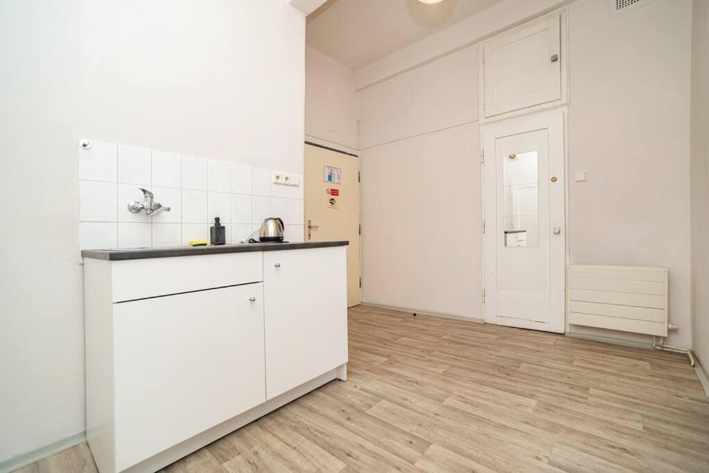 Flat in Prague -503-
