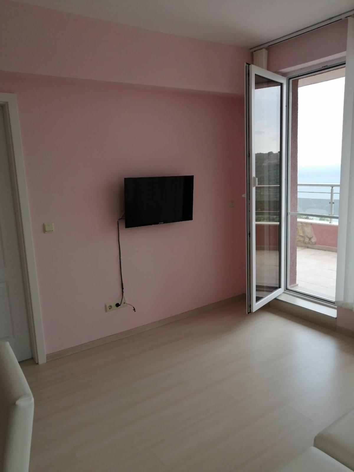 The Seaview jacuzzi Suite complex Karia
