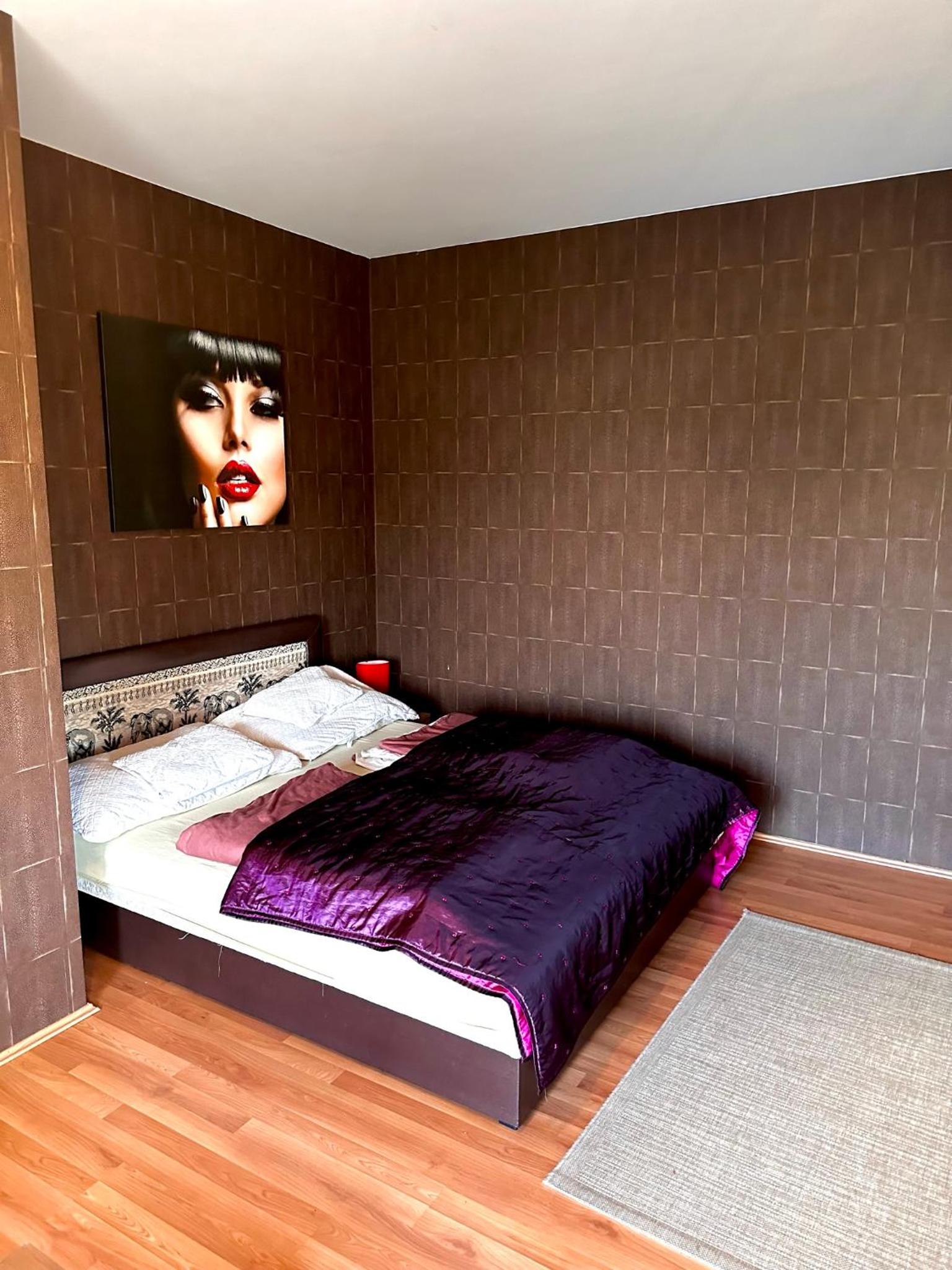Velvet Motel view 2