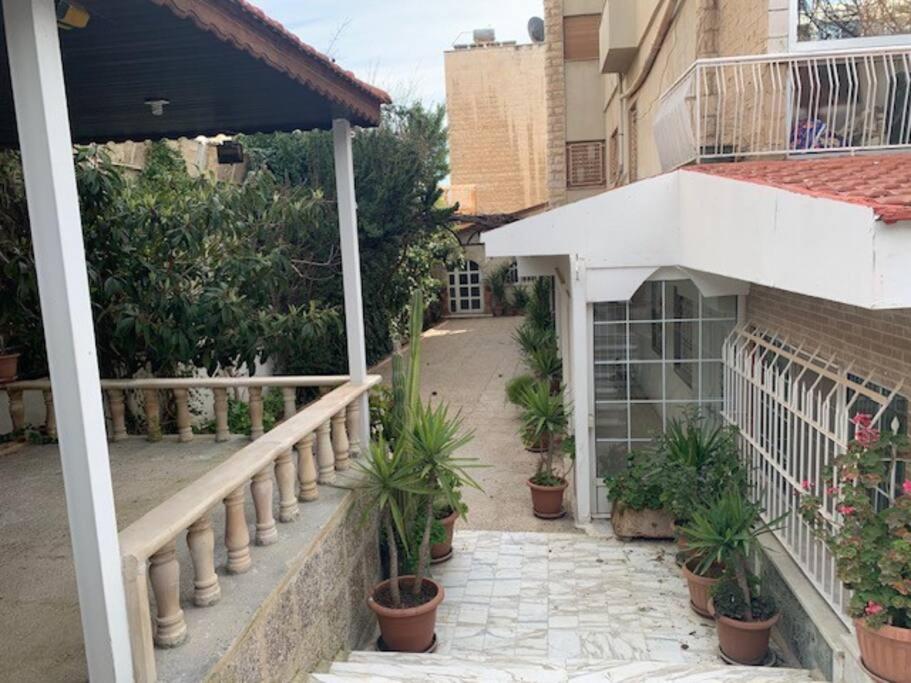 Charming Apartment in Shmeisani