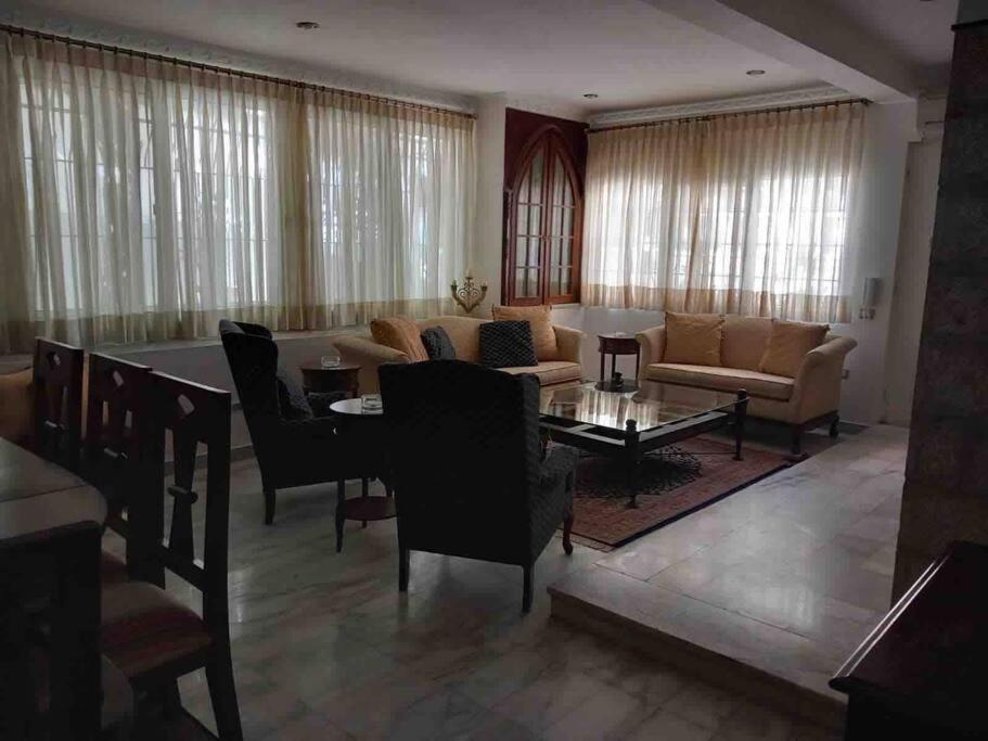 Charming Apartment in Shmeisani