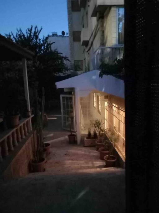 Charming Apartment in Shmeisani