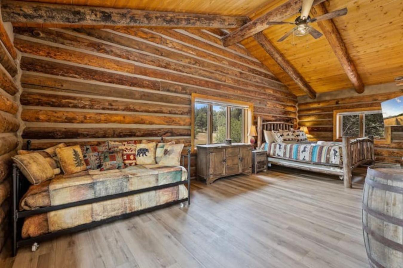 Historic Cabin, Chic-n-rustic, Hottub, Horse Ranch view 2