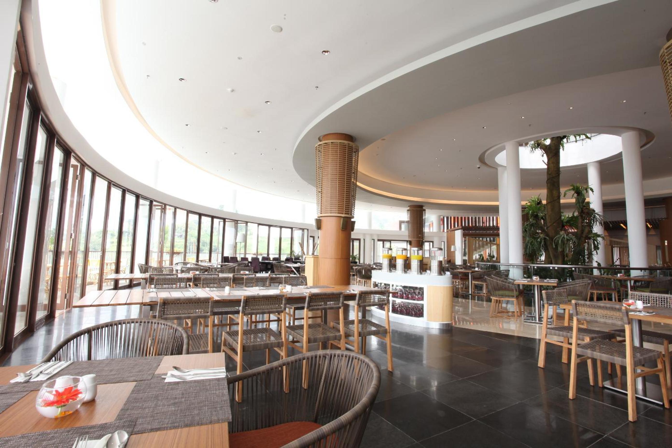 Pesona Alam Resort & Spa