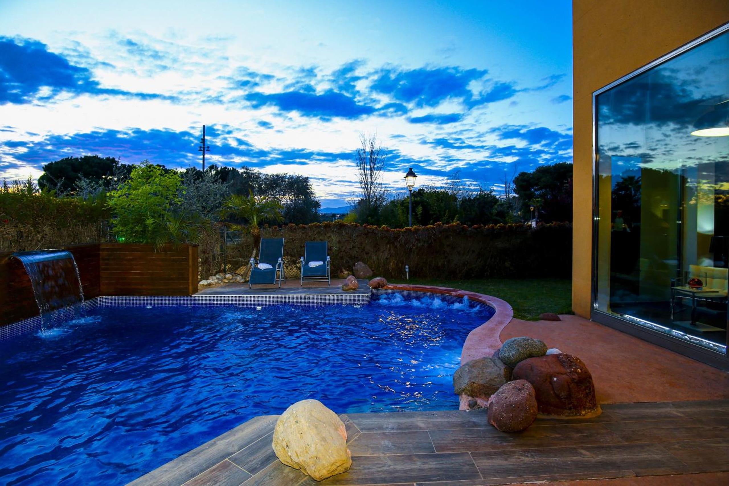 LUXEZEN Planetcostadorada