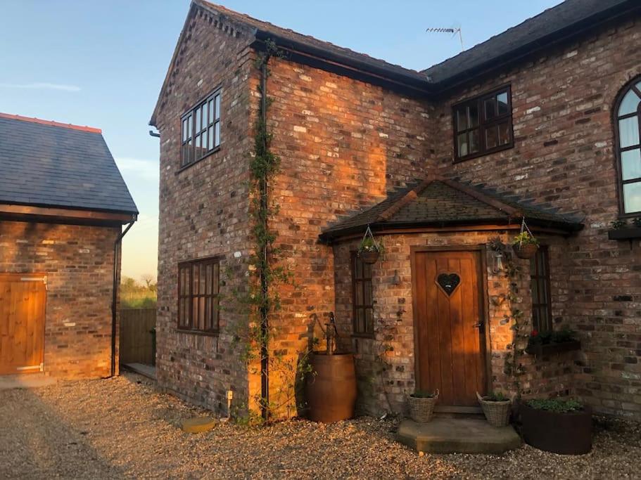 Bumbleberry Cottage