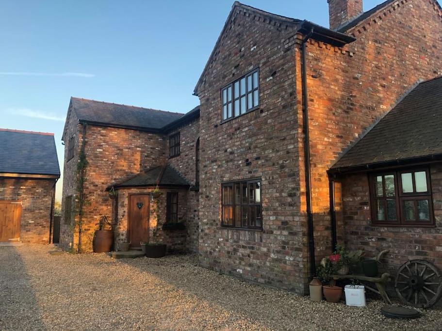 Bumbleberry Cottage