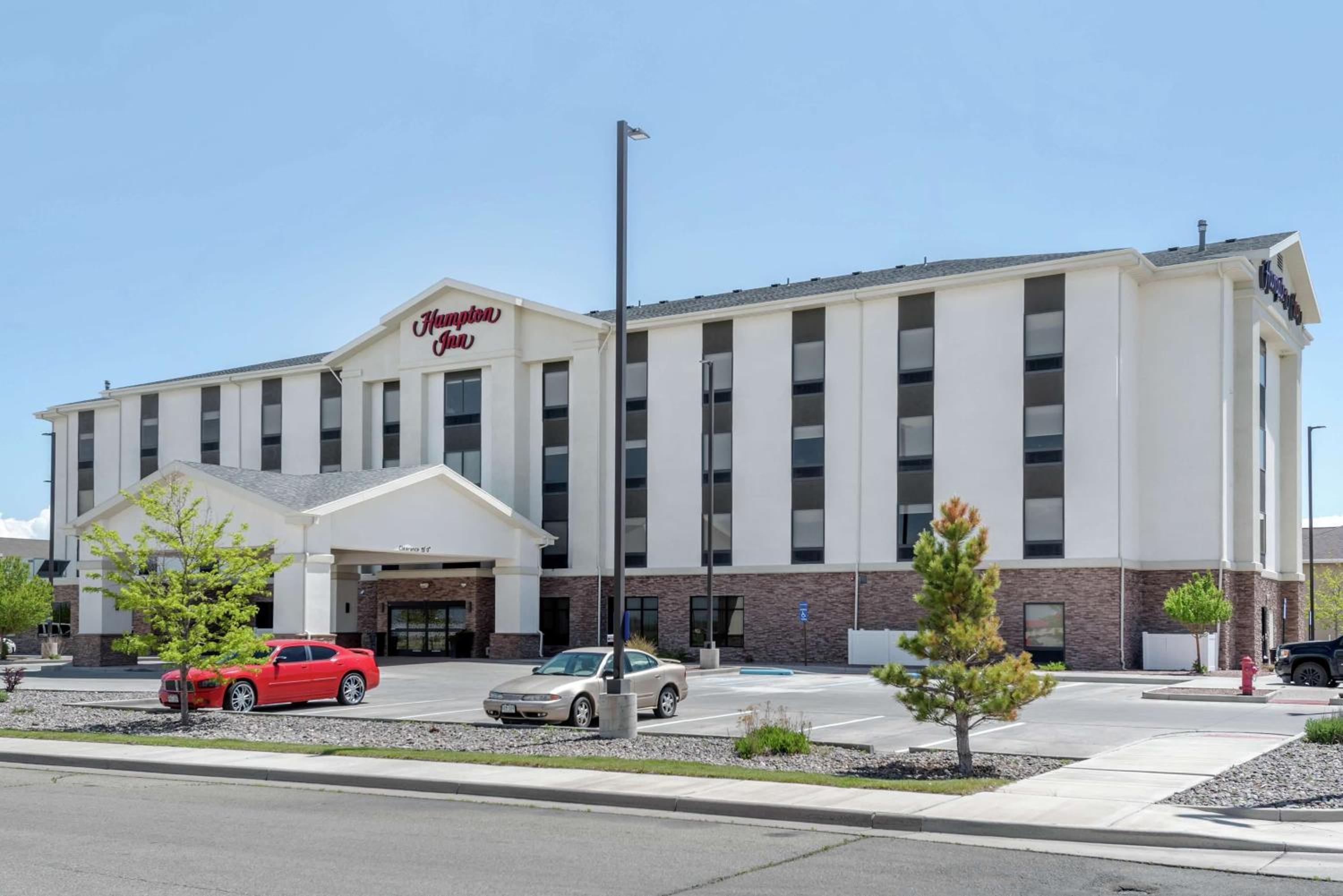 Hotel Hampton Inn Alamosa - Image 1