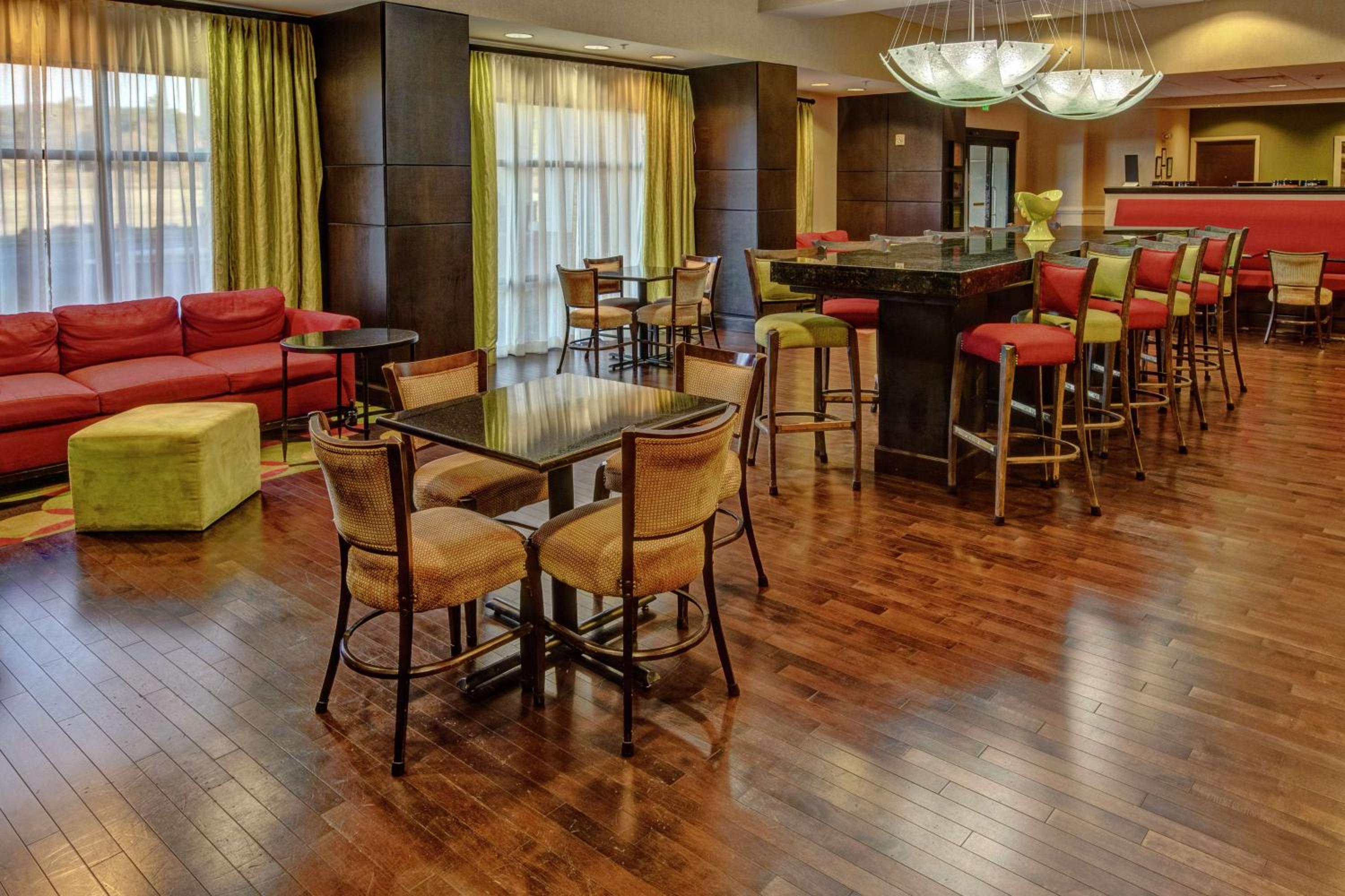 Jacksonville Vacations - Hampton Inn Jacksonville - Property Image 52