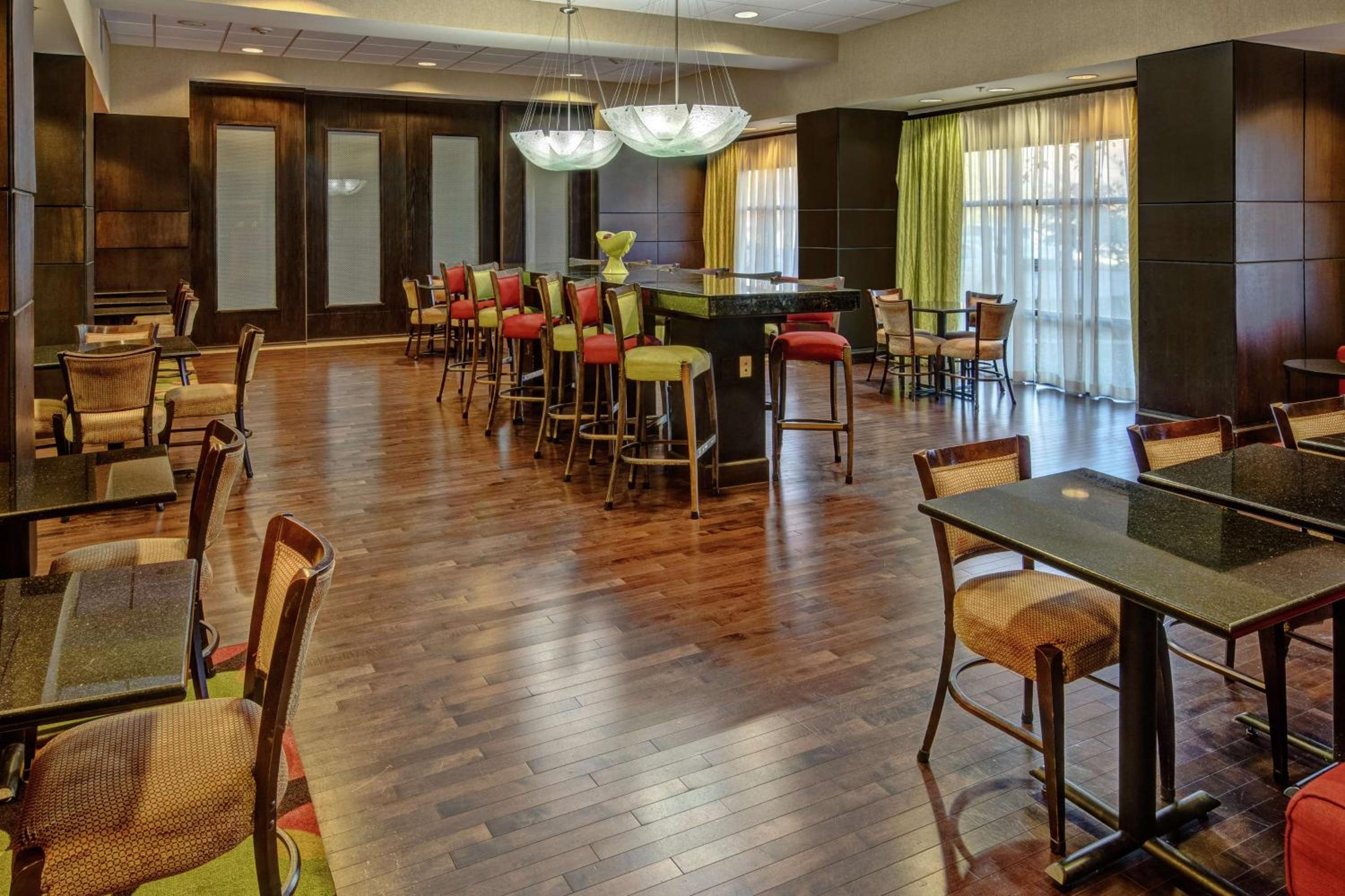 Jacksonville Vacations - Hampton Inn Jacksonville - Property Image 51