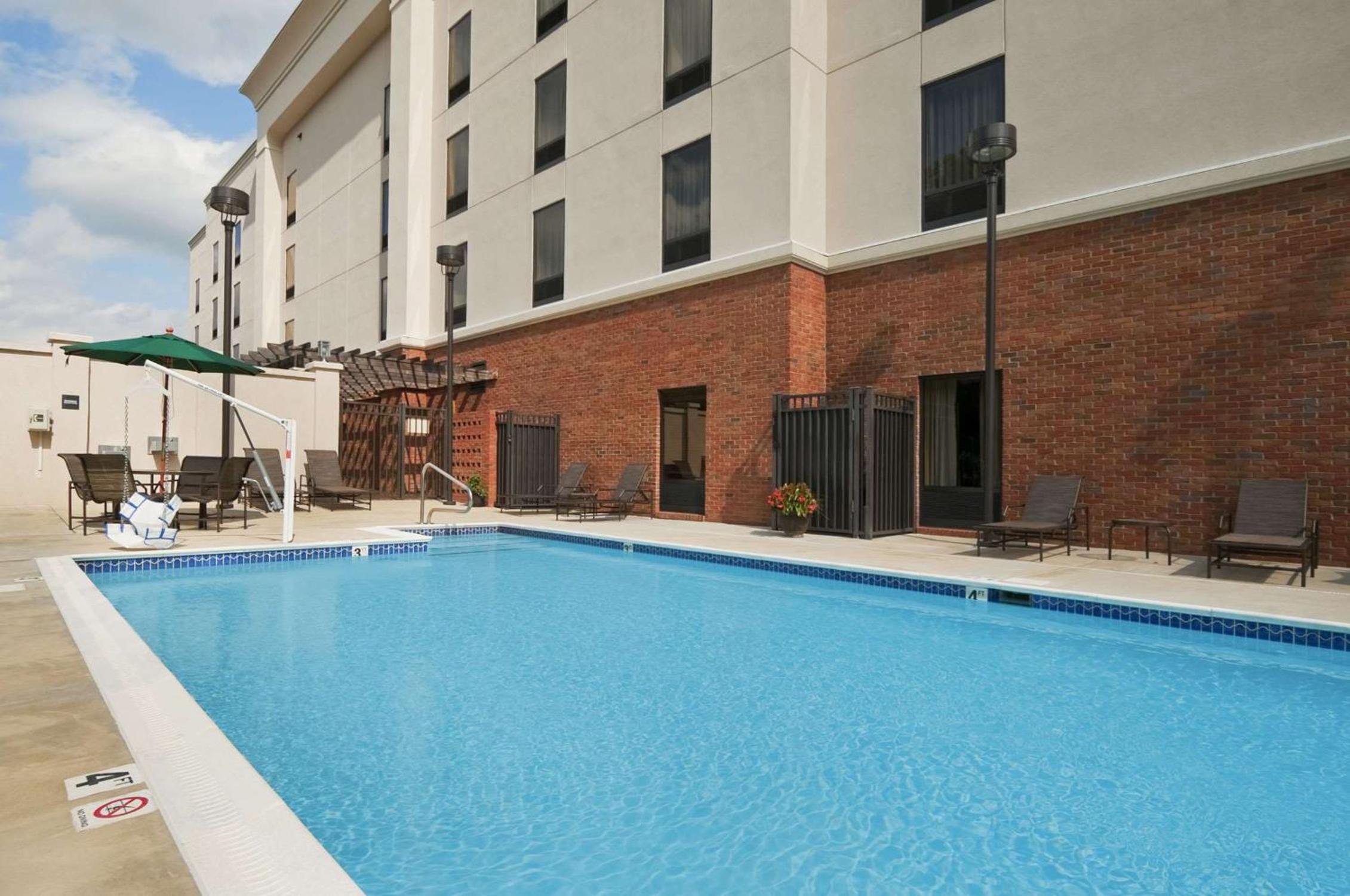 Jacksonville Vacations - Hampton Inn Jacksonville - Property Image 44