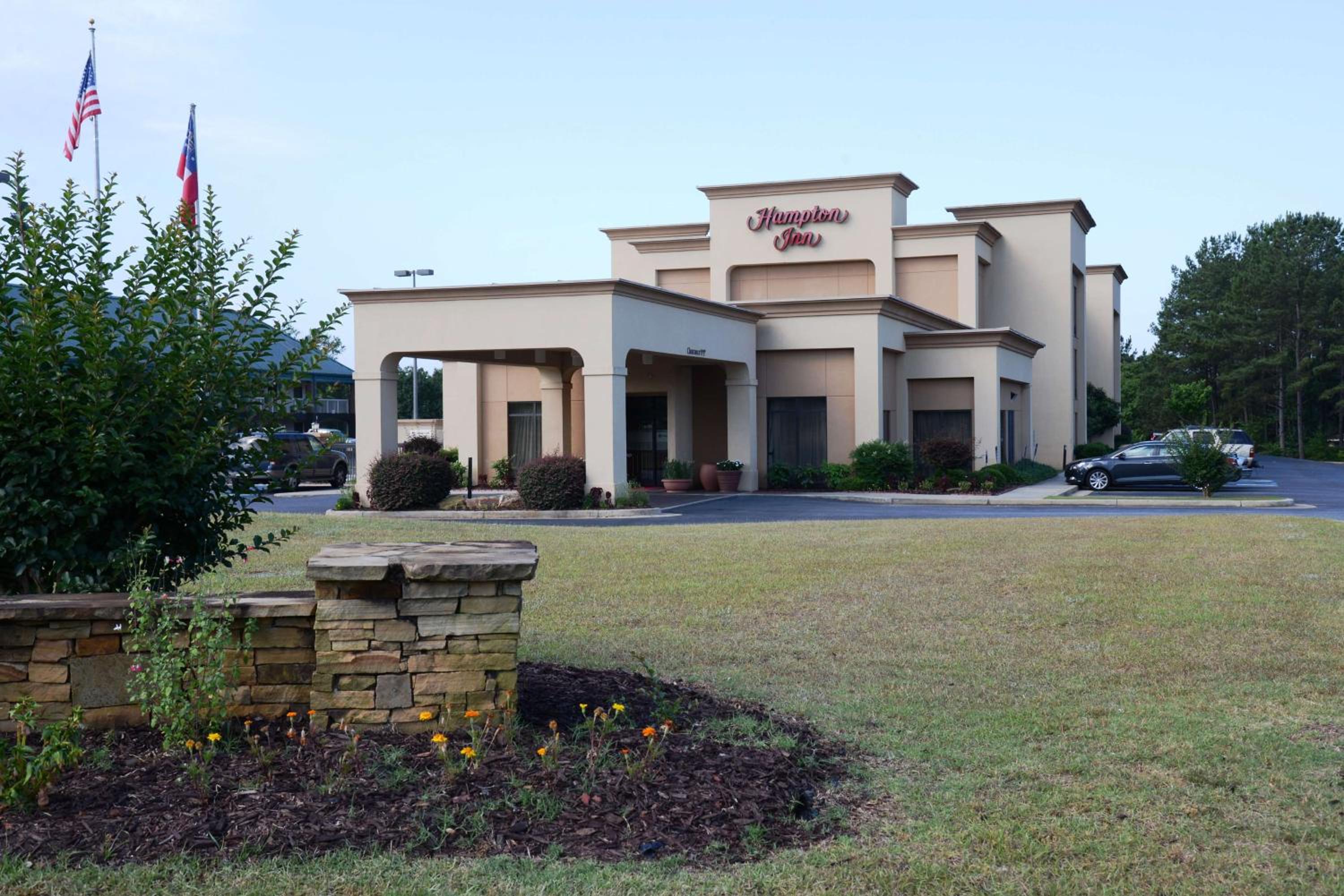Americus Vacations - Hampton Inn Americus - Property Image 1