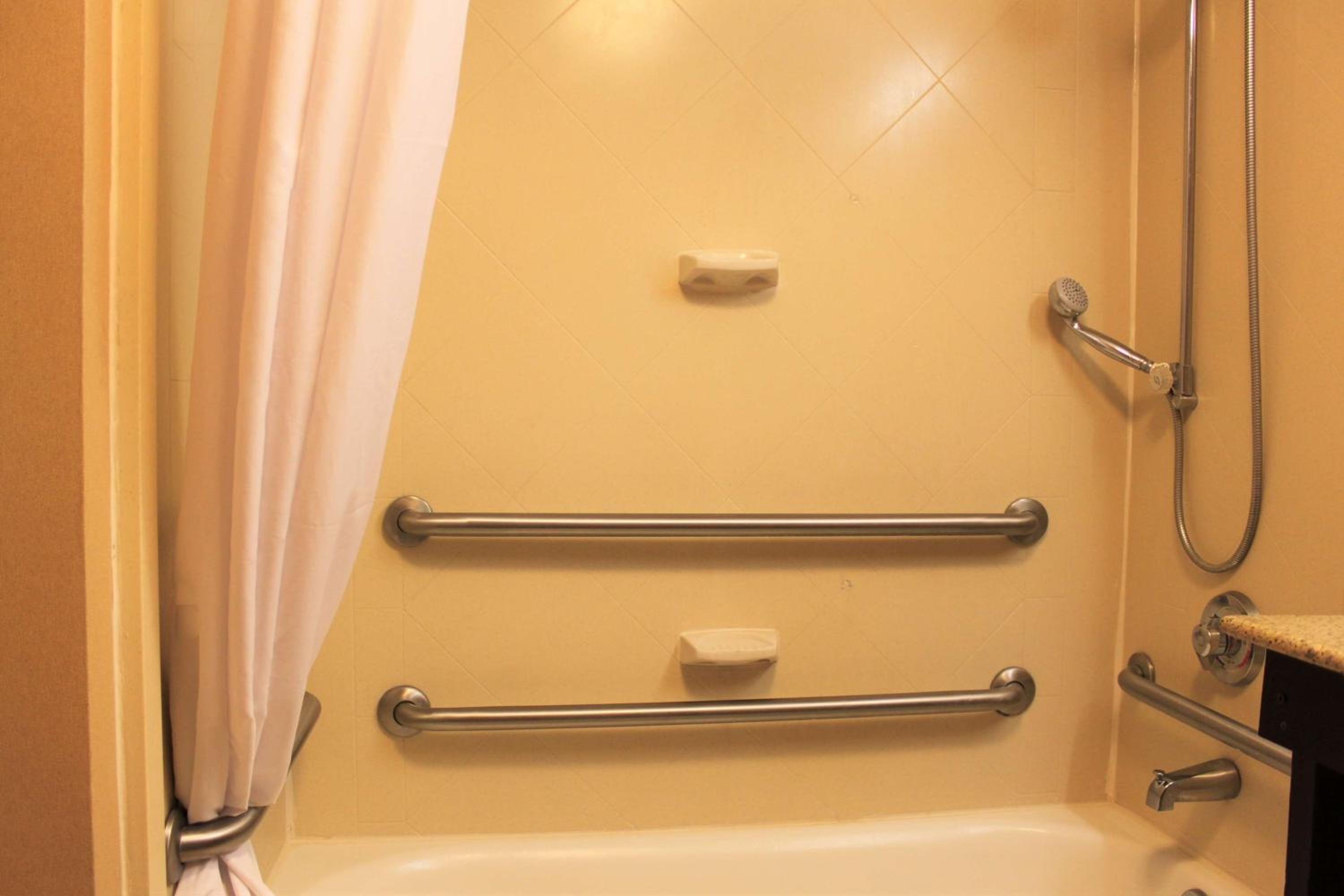 Americus Vacations - Hampton Inn Americus - Property Image 2