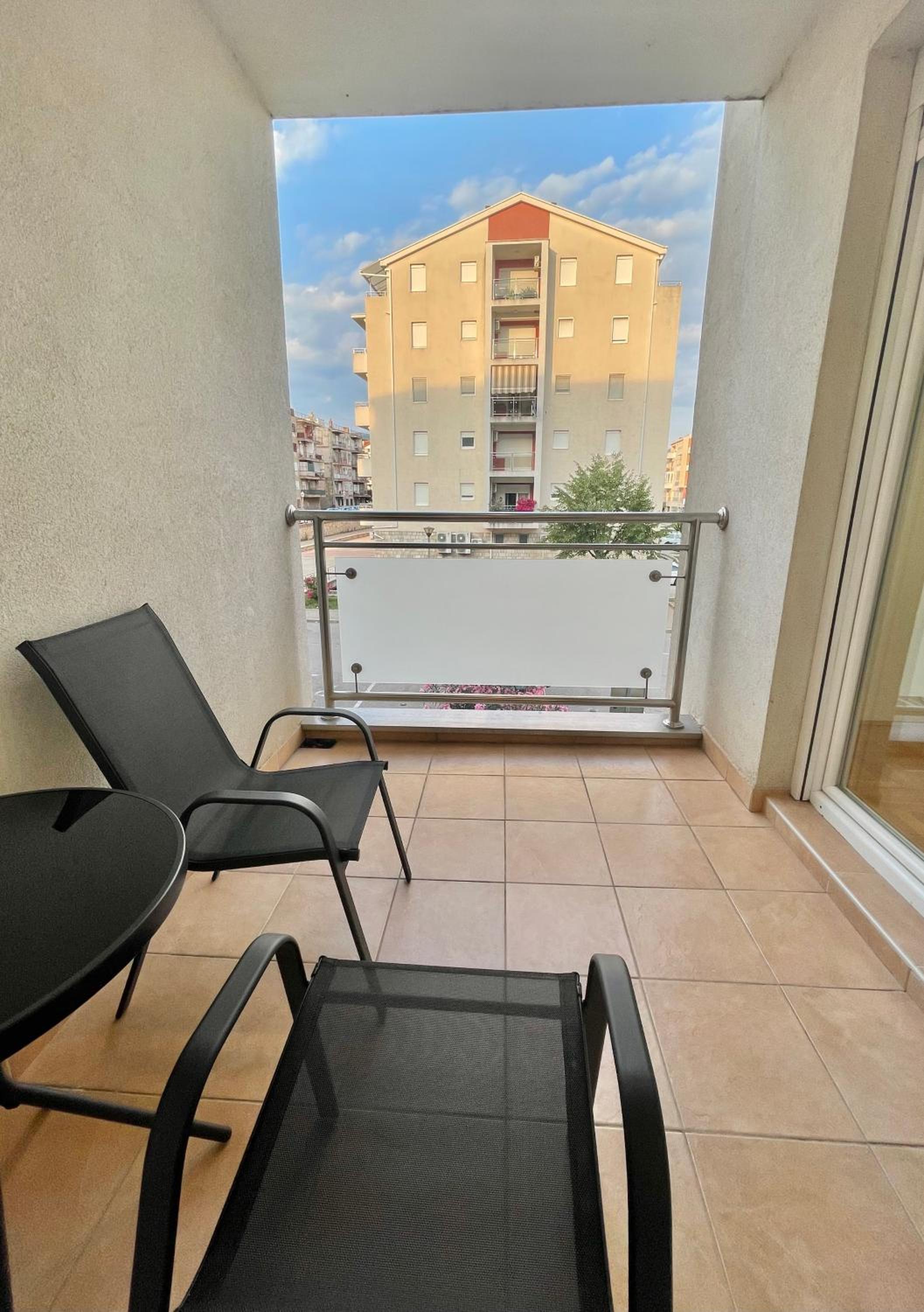 Shine apartment