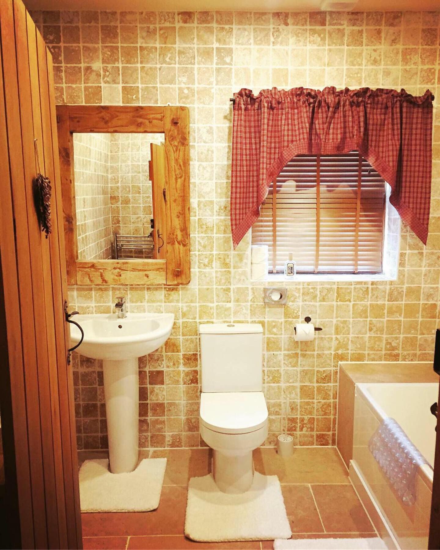Bumbleberry Cottage