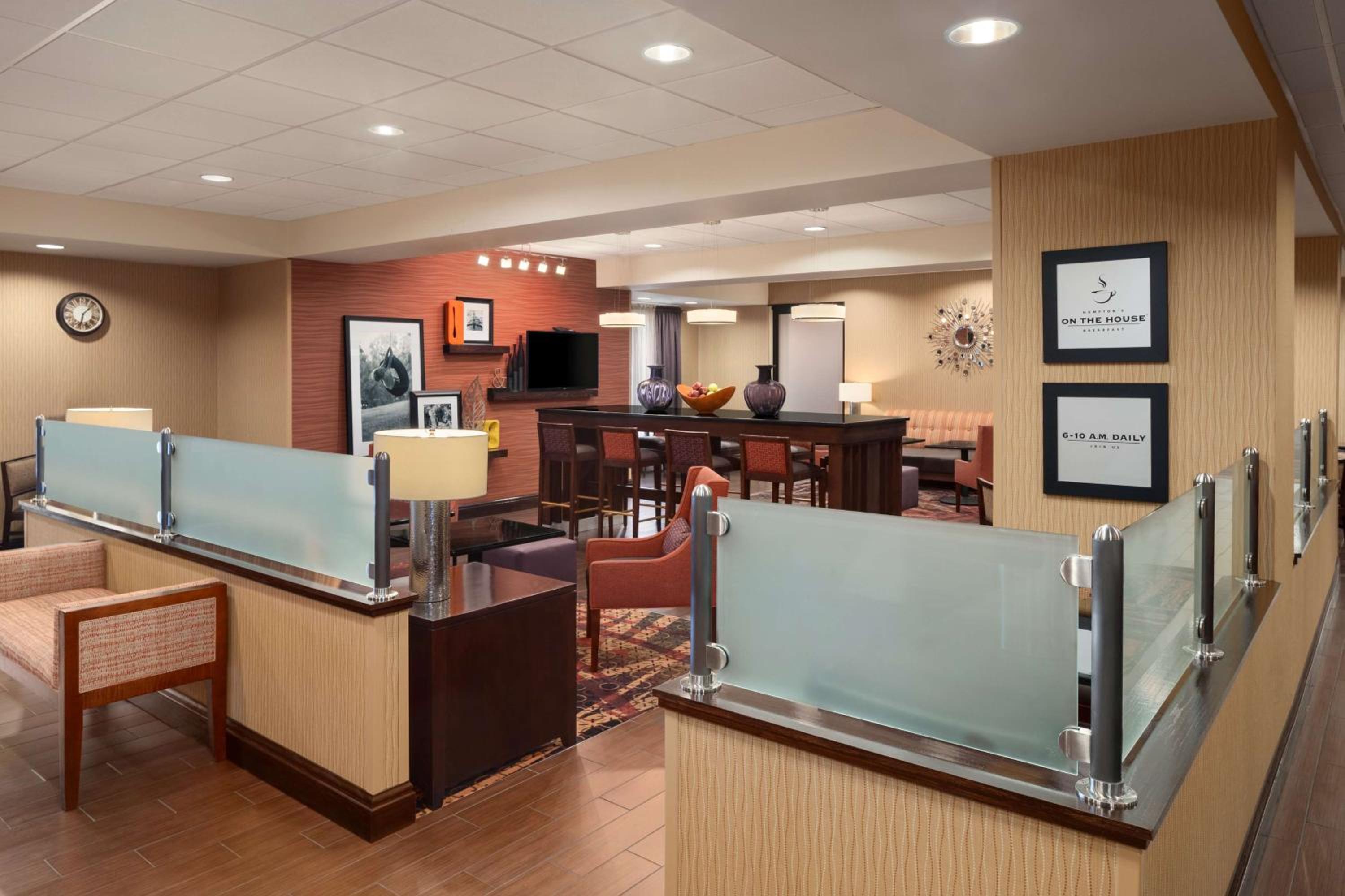Hampton Inn Belle Vernon - Property Image 24