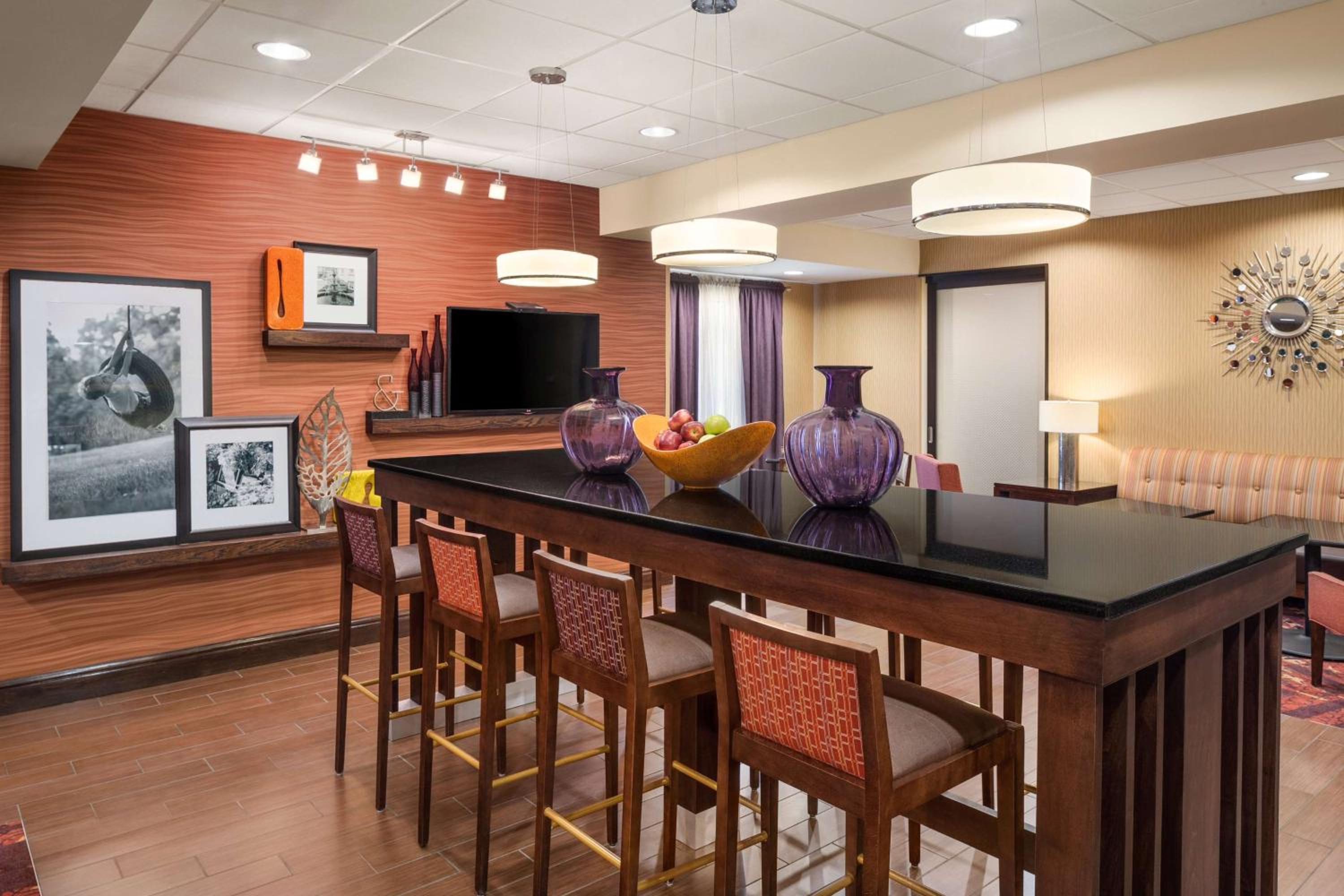Hampton Inn Belle Vernon - Property Image 22