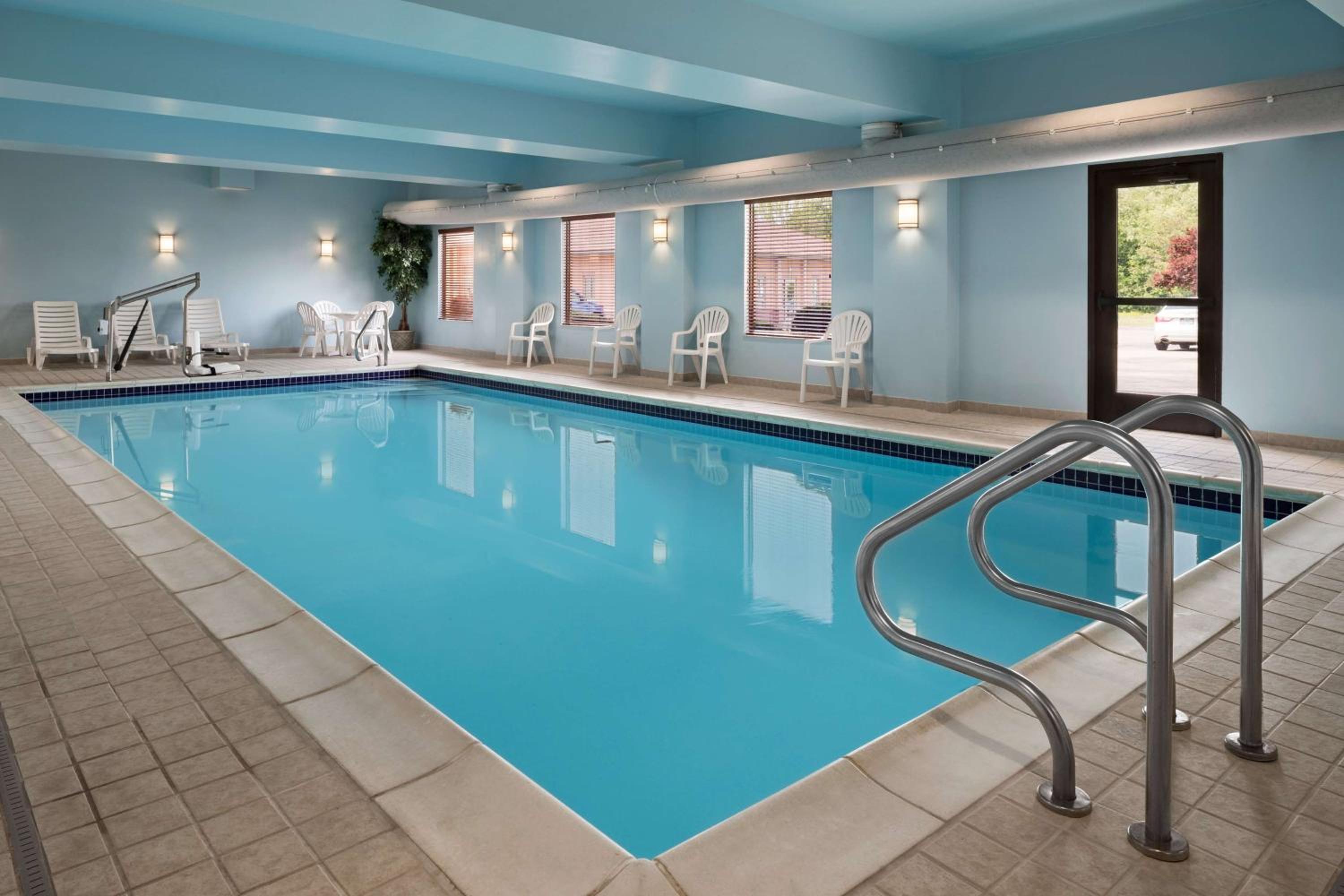 Hampton Inn Belle Vernon - Property Image 19