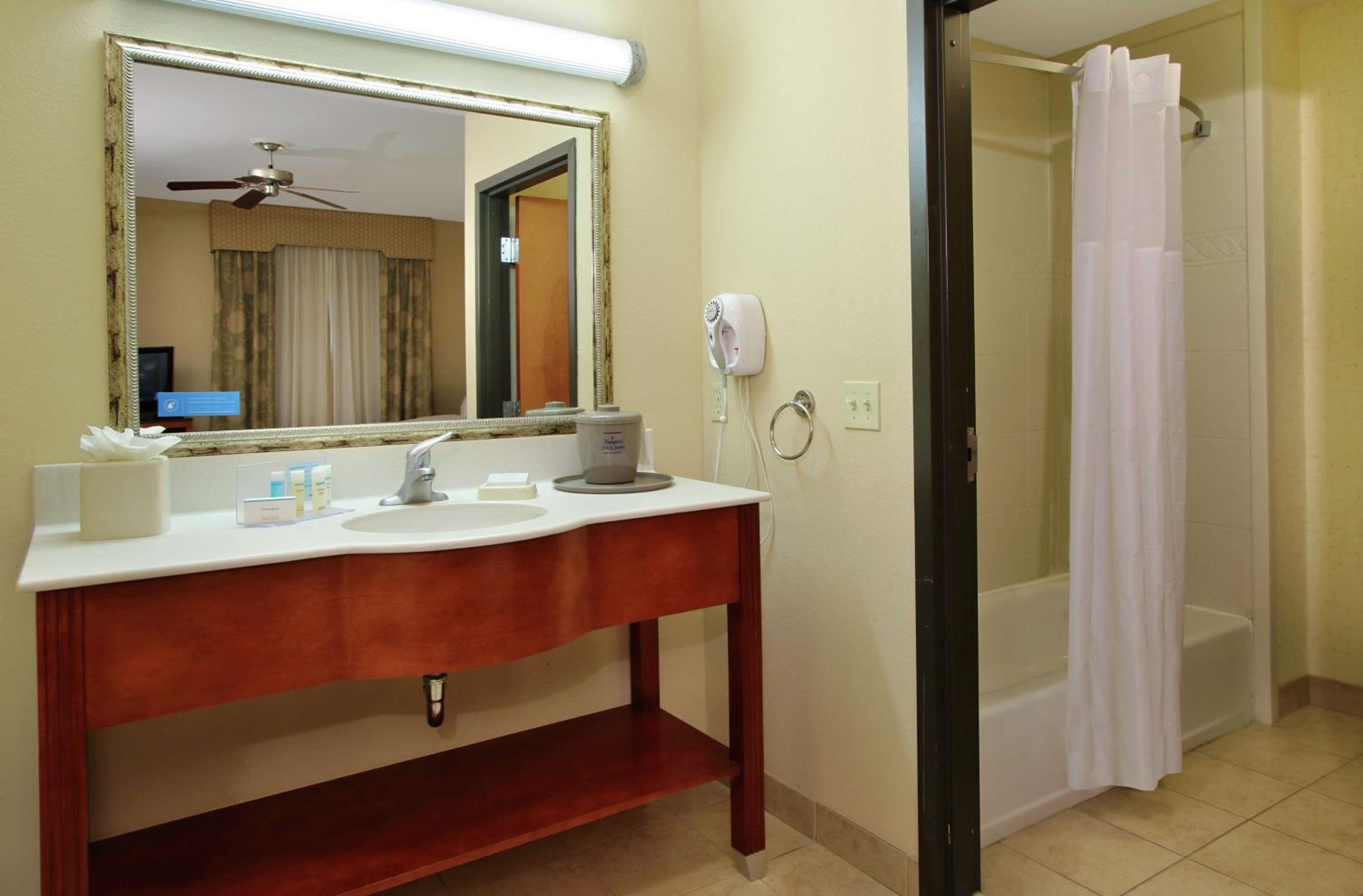 Hampton Inn & Suites Buffalo, 사진 15