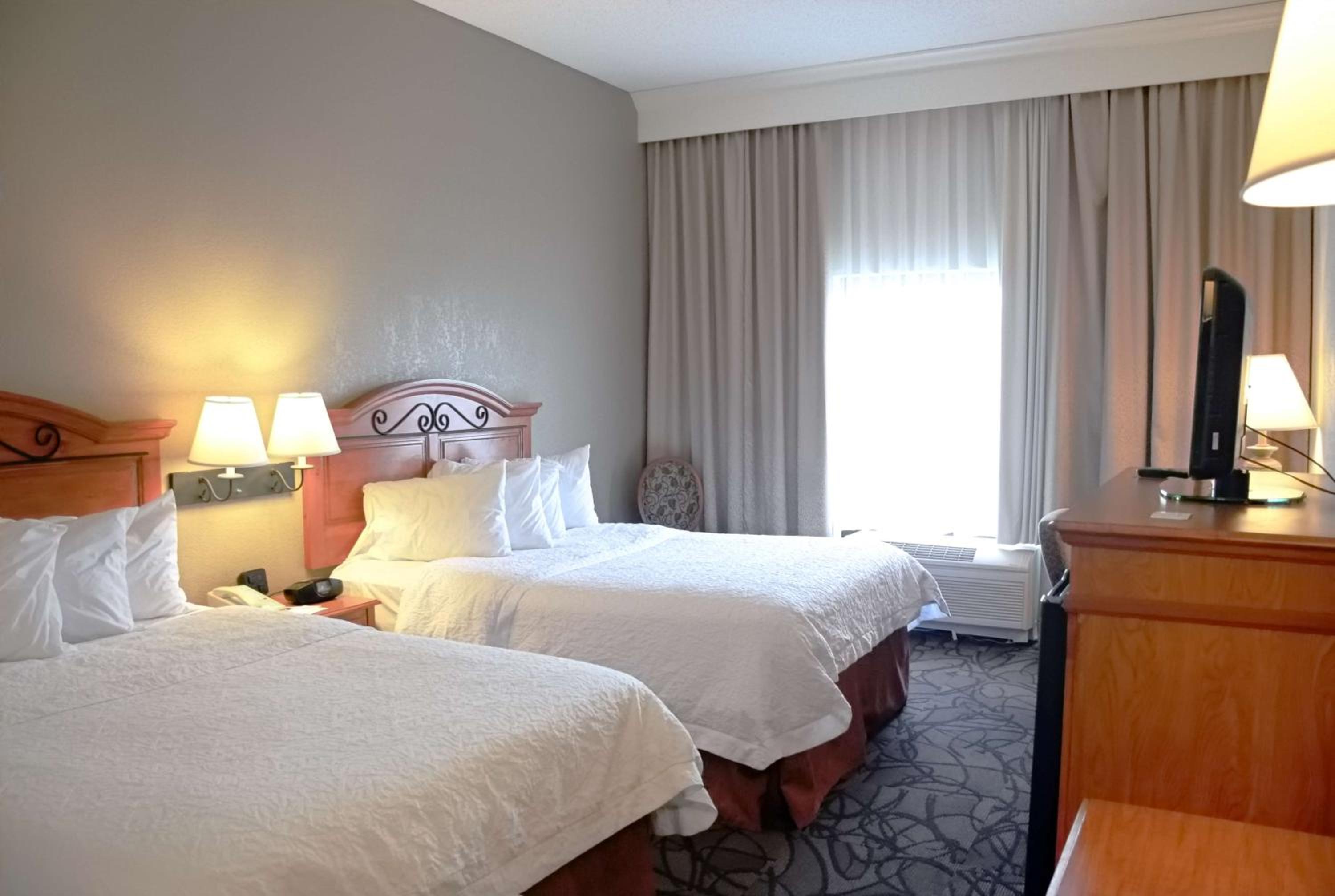 Hampton Inn  Suites Birmingham-Pelham - I-65 - Property Image 1