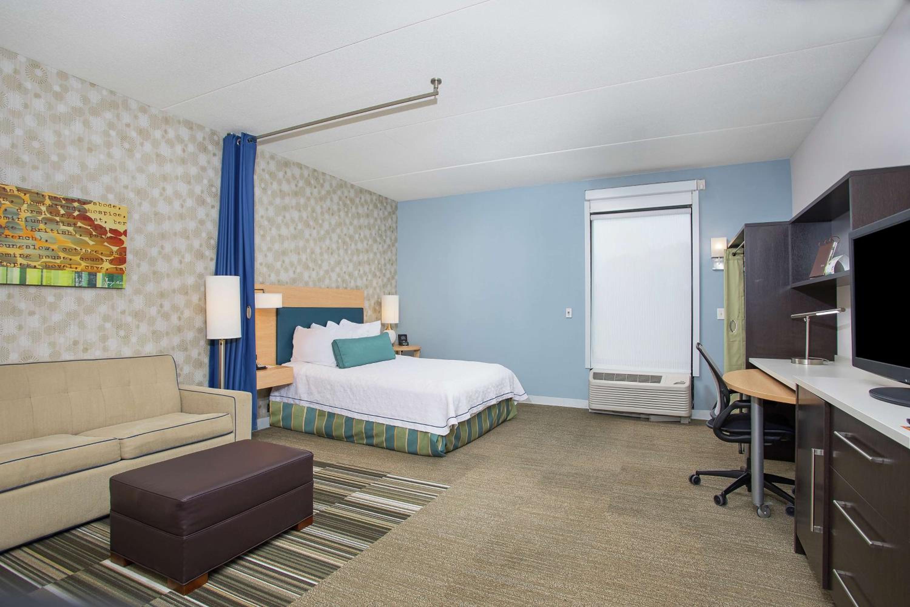 Home2 Suites Nashville Airport - Property Image 3