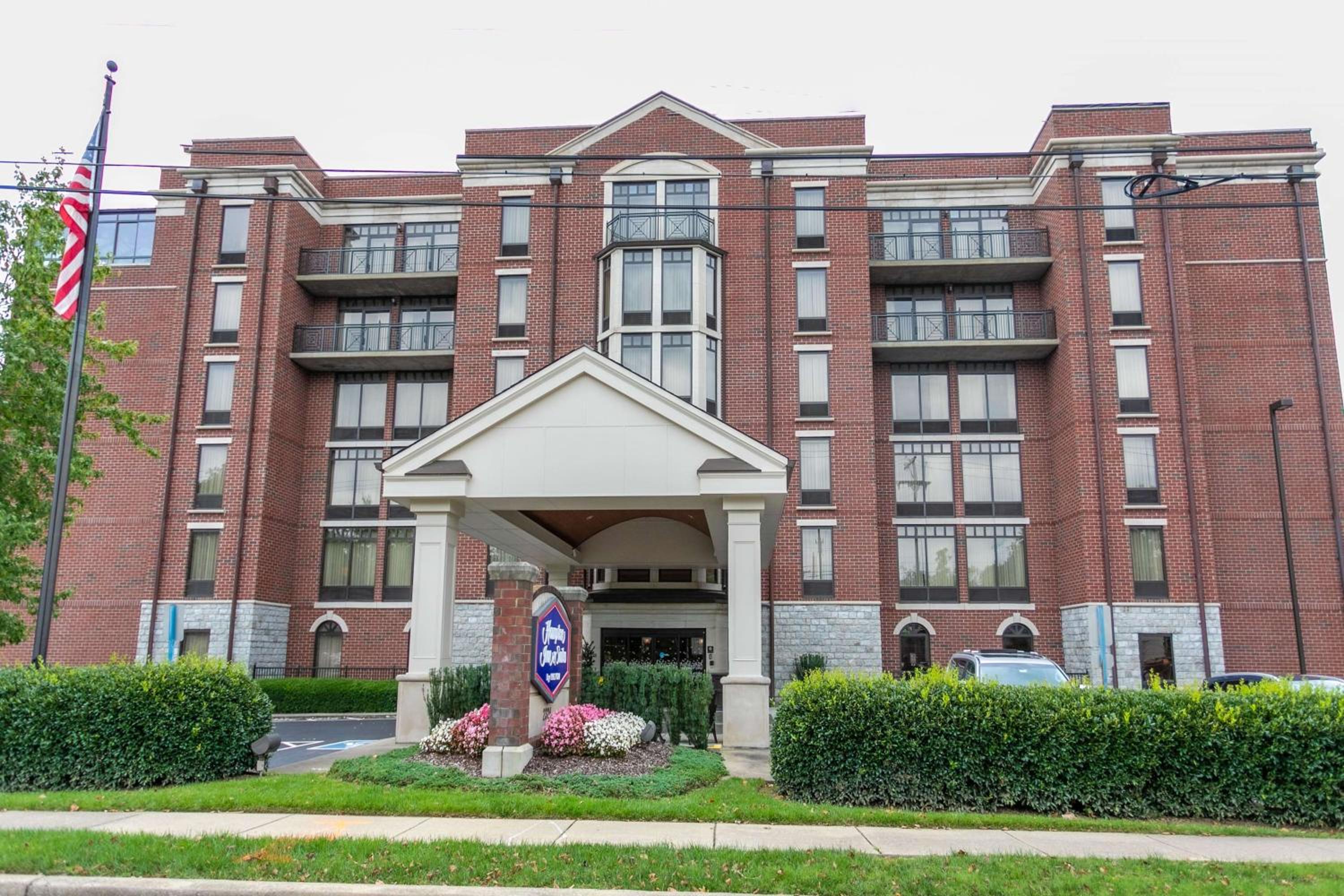 Hampton Inn Suites Nashville-Green Hills - Property Image 39