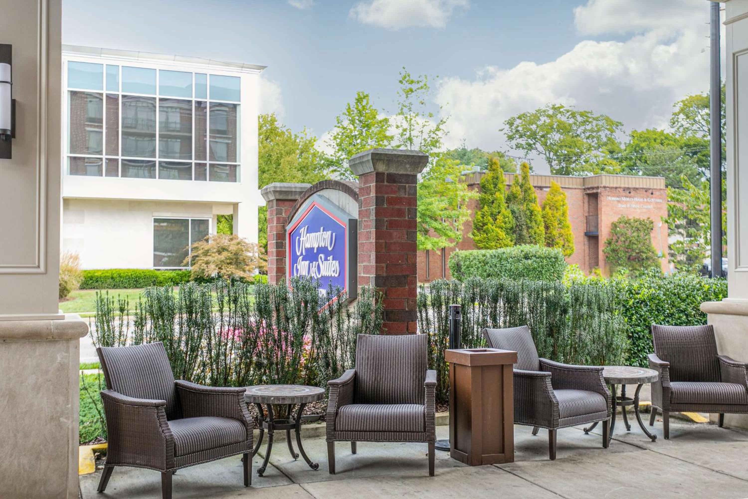 Hampton Inn  Suites Nashville-Green Hills - Property Image 4