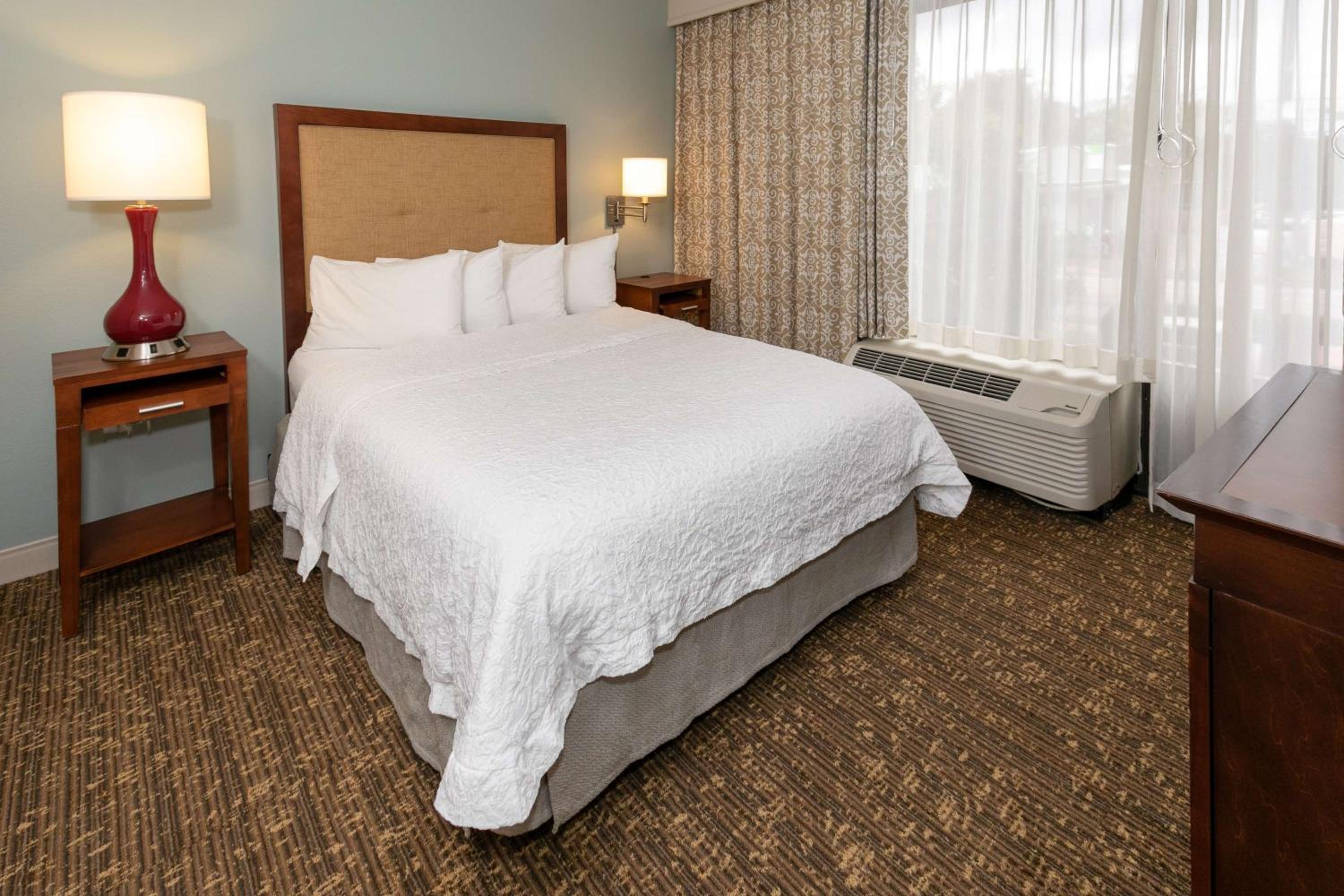 Hampton Inn Suites Nashville-Green Hills - Property Image 29