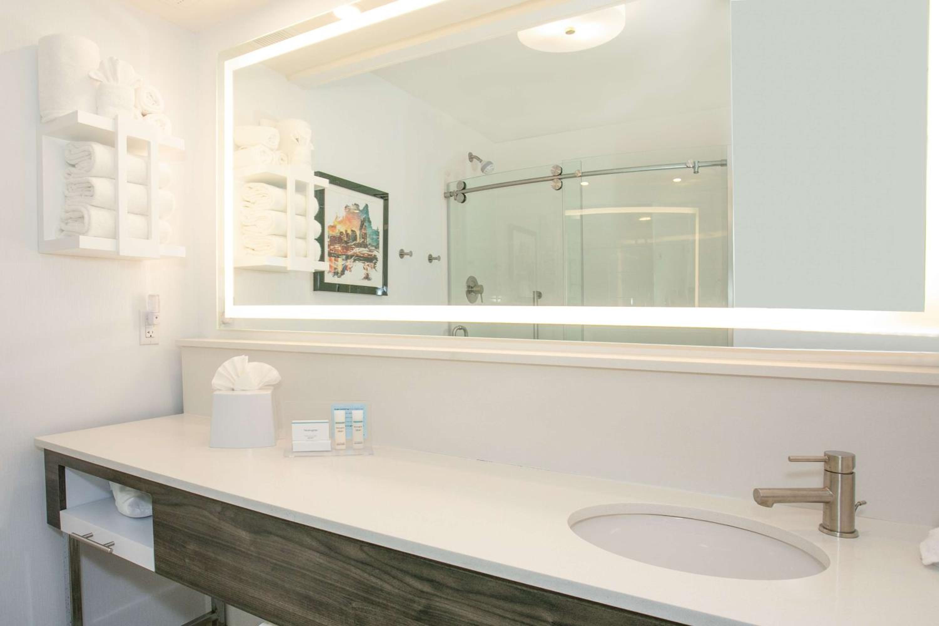 Hampton Inn Suites Nashville-Green Hills - Property Image 50