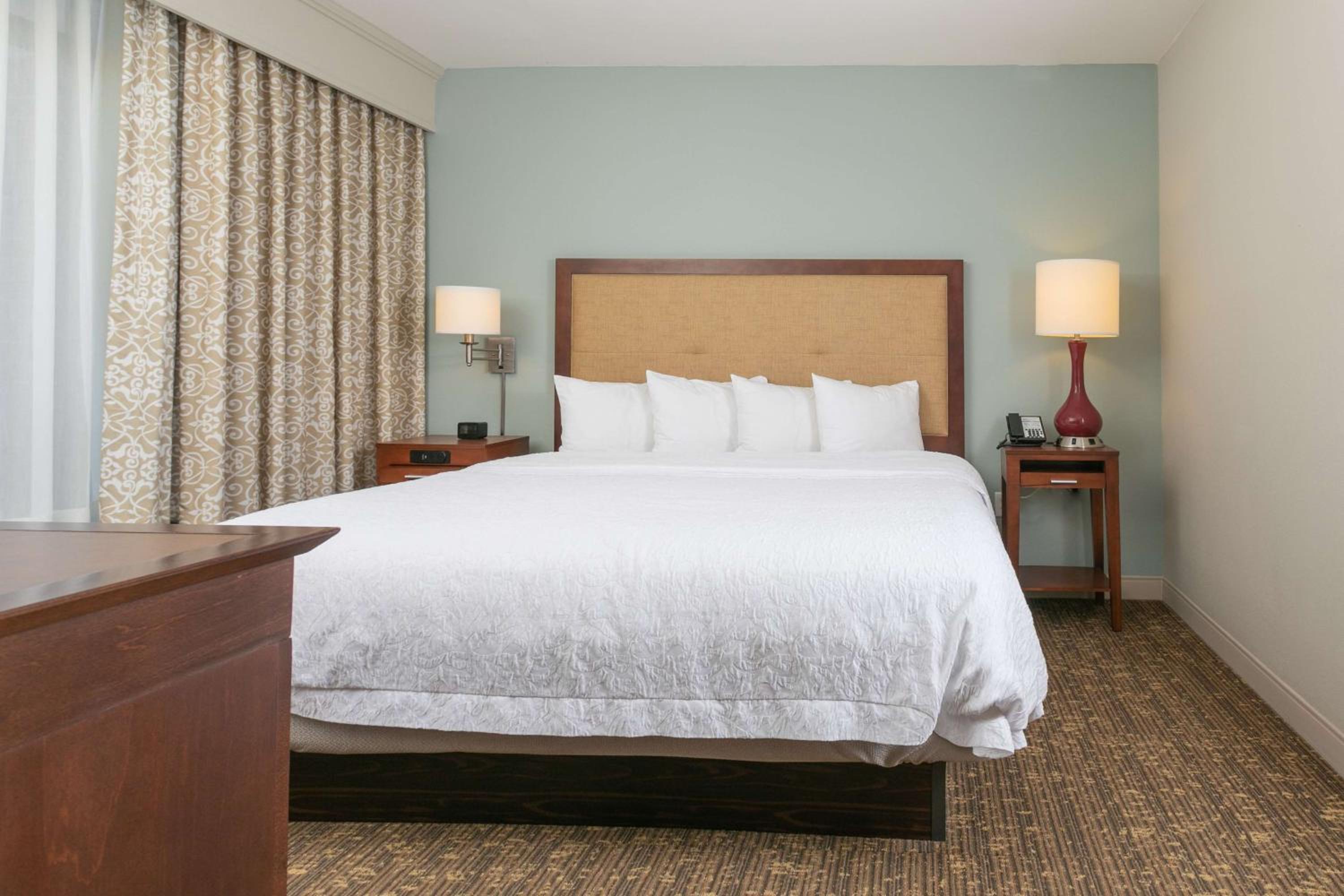 Hampton Inn Suites Nashville-Green Hills - Property Image 42
