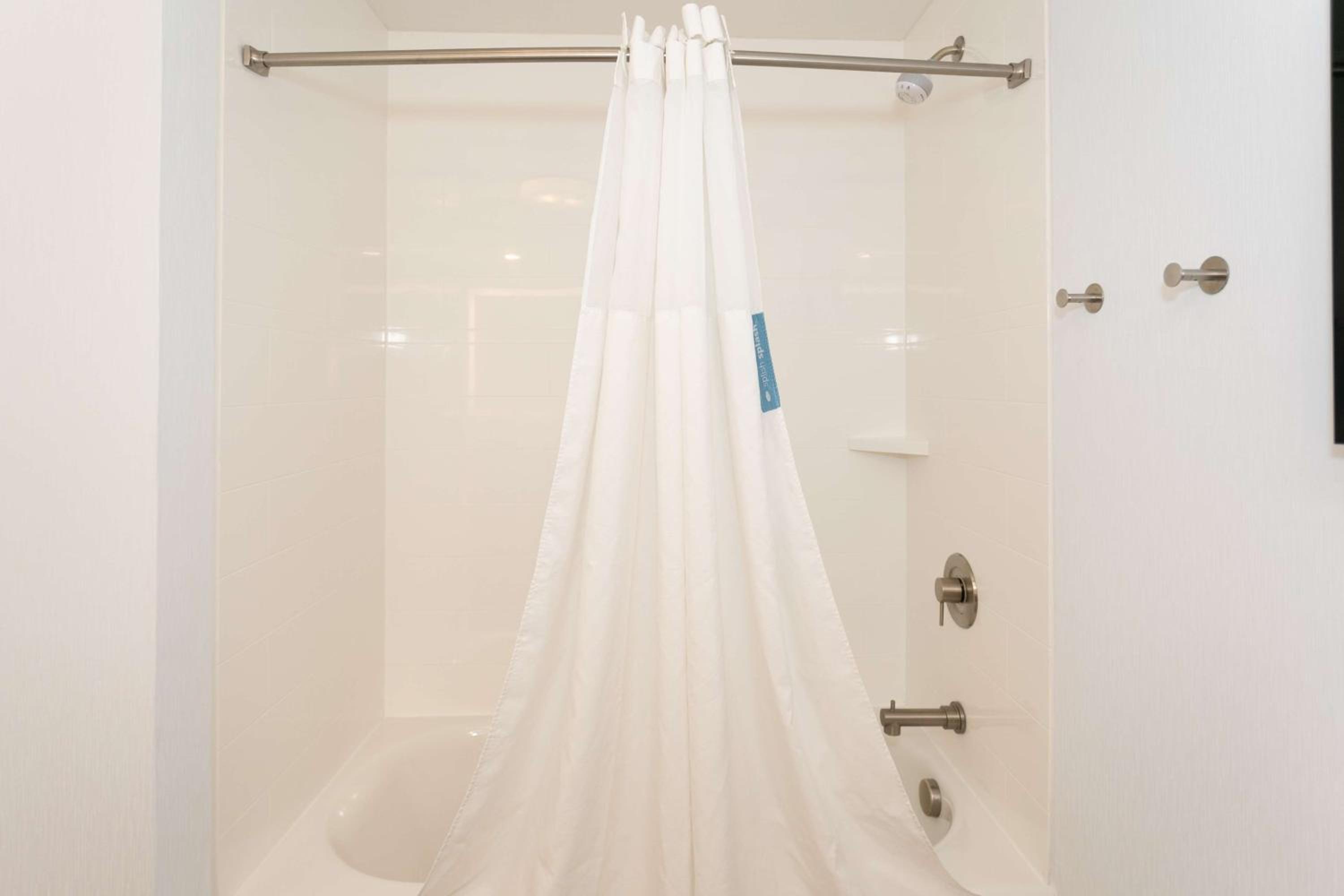 Hampton Inn Suites Nashville-Green Hills - Property Image 46