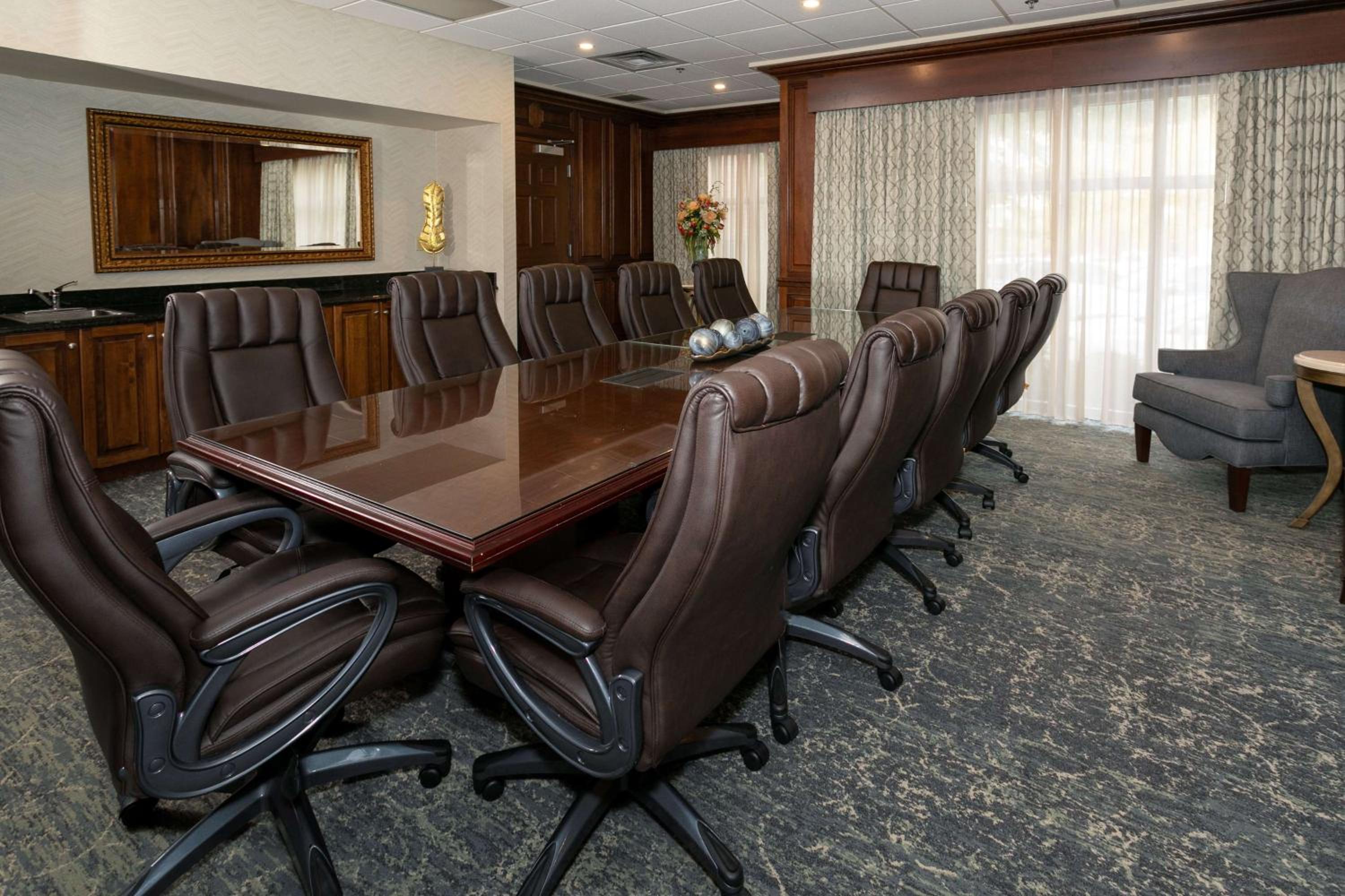 Hampton Inn Suites Nashville-Green Hills - Property Image 18