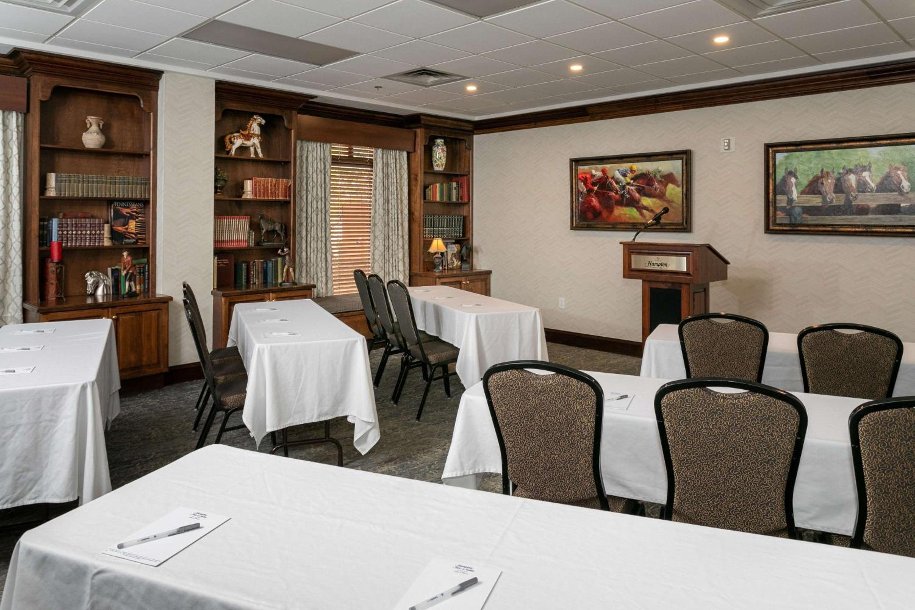 Hampton Inn Suites Nashville-Green Hills - Property Image 19