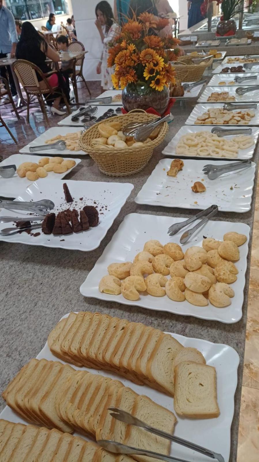 COM CAFE E SUITE SPAZZIO DIROMA E ACESSO GRATUITO no ACQUA PARK DIROMA