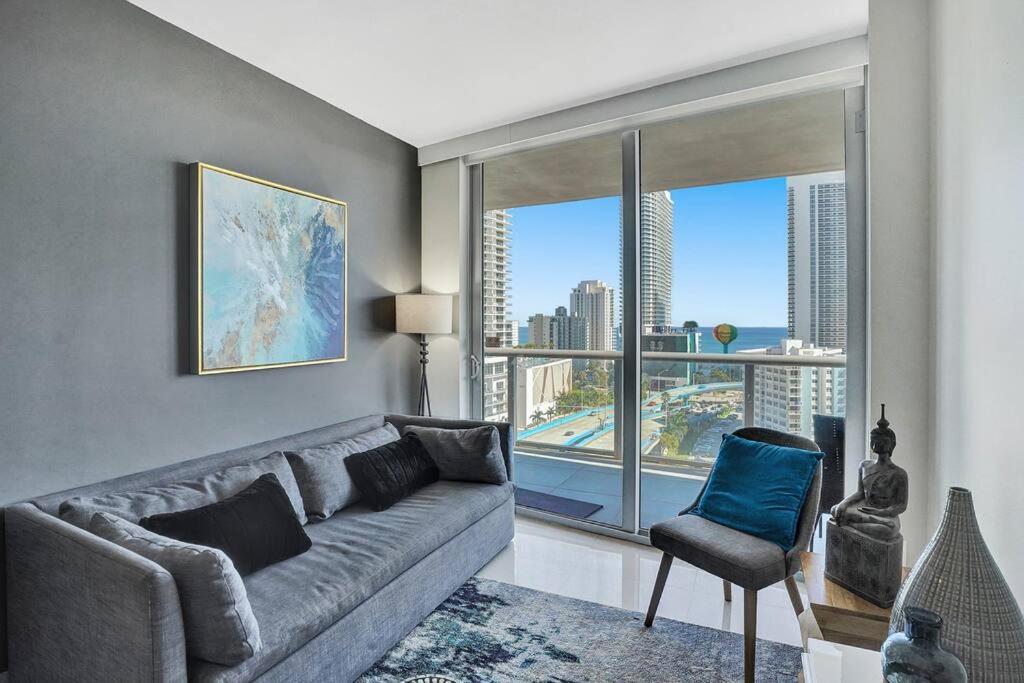 Perfect Vacation 4 Bedroom Condo Beach Access