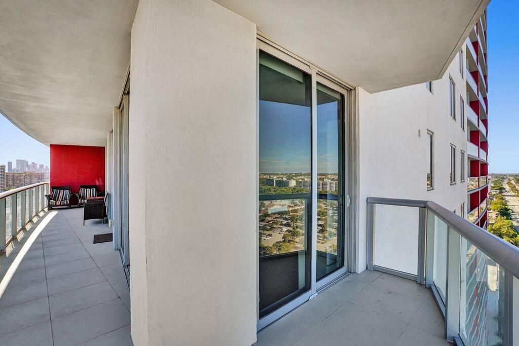 Perfect Vacation 4 Bedroom Condo Beach Access