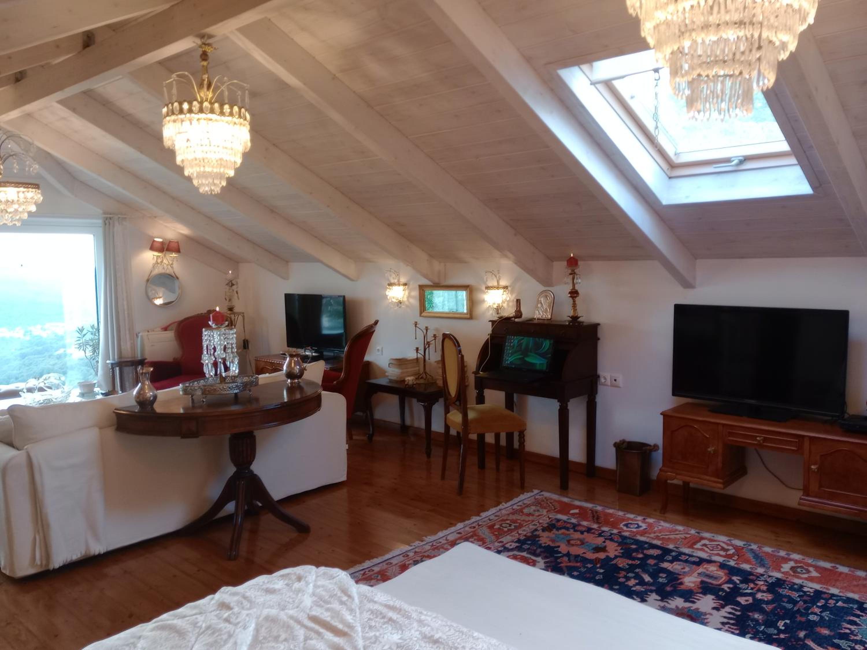 Penelope suite