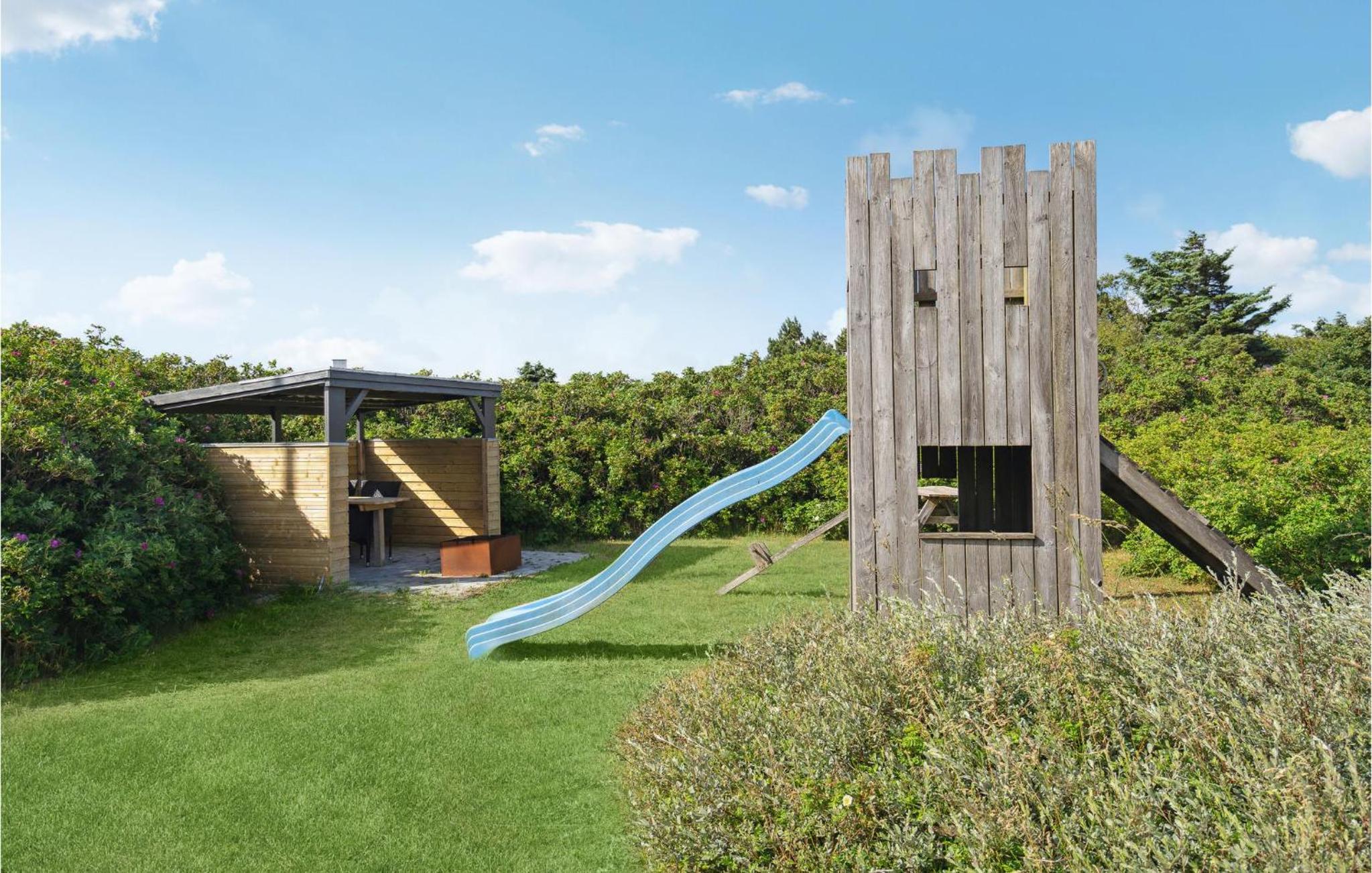 Beautiful Home In Ringkøbing With Sauna