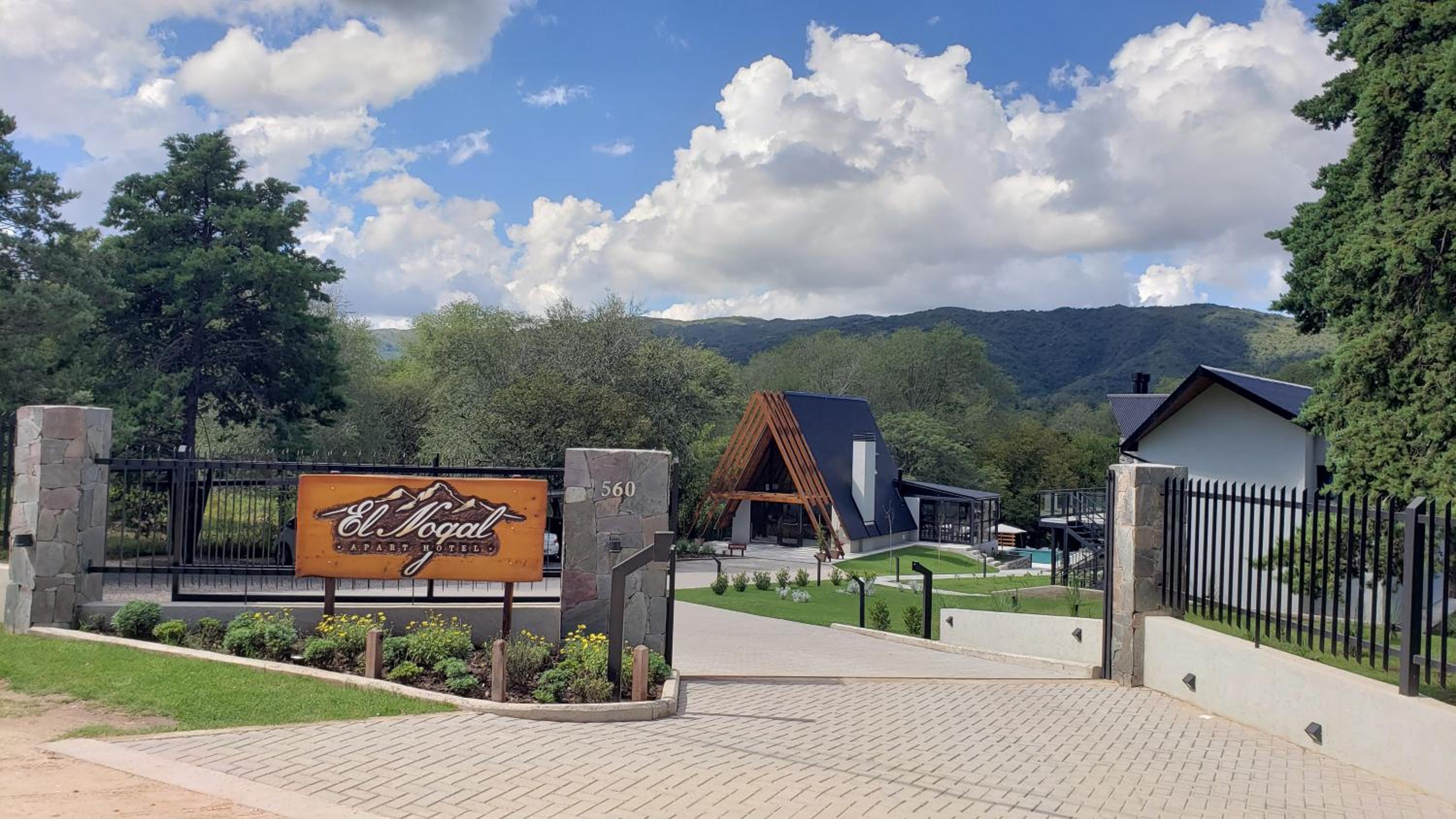 Hotel El Nogal Apart Hotel