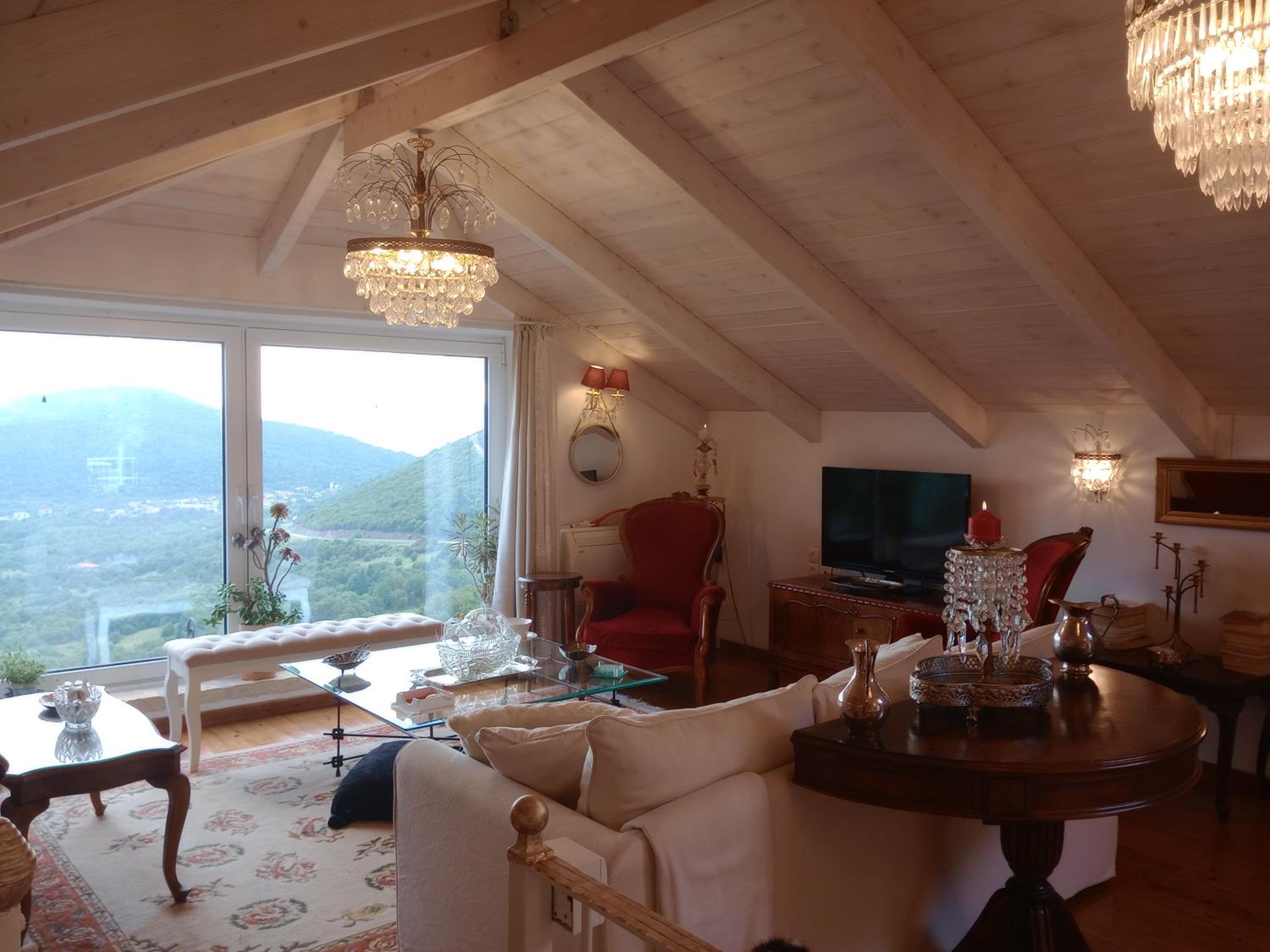 Penelope suite
