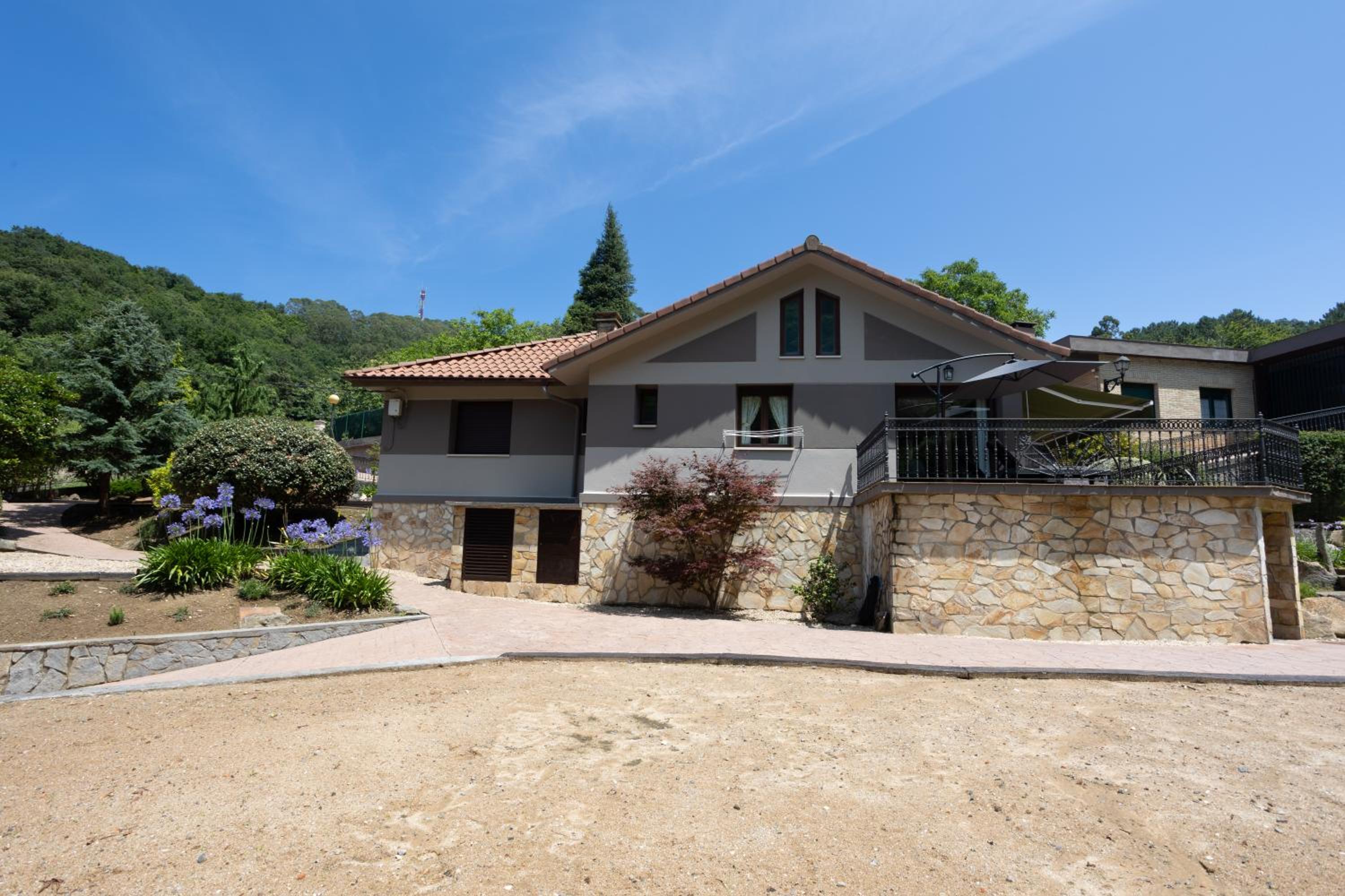 SARREN Villa Pool