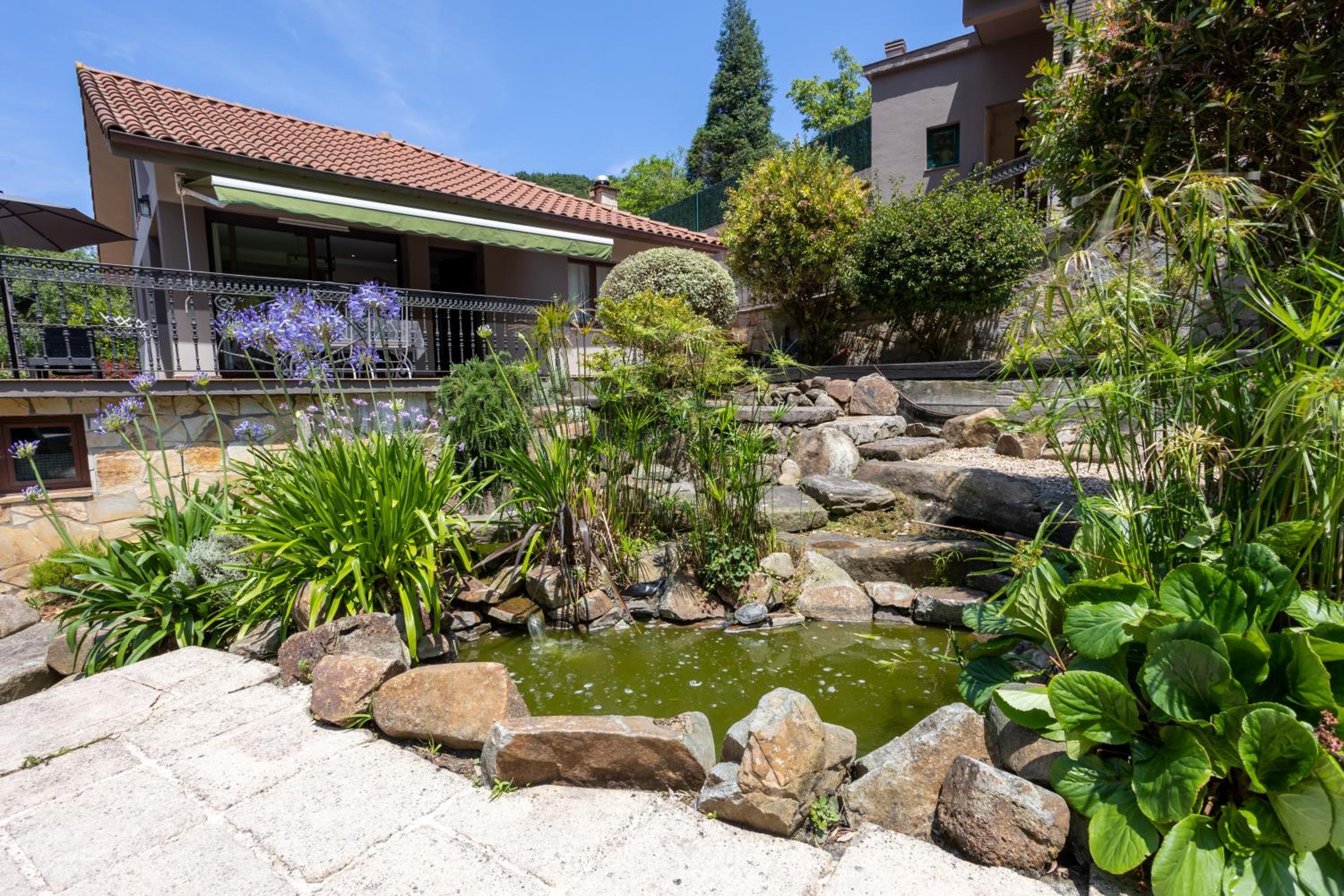 SARREN Villa Pool