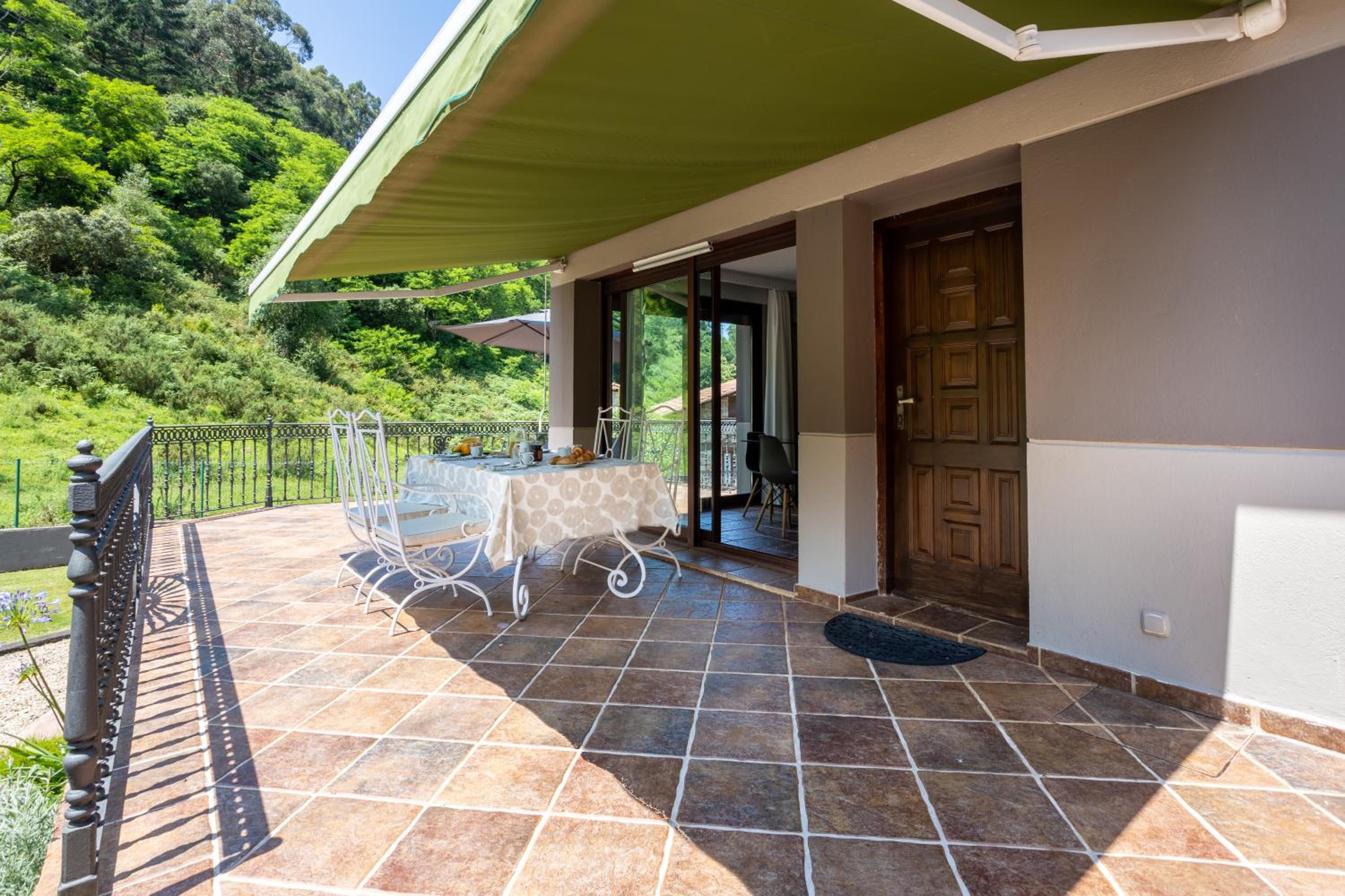 SARREN Villa Pool
